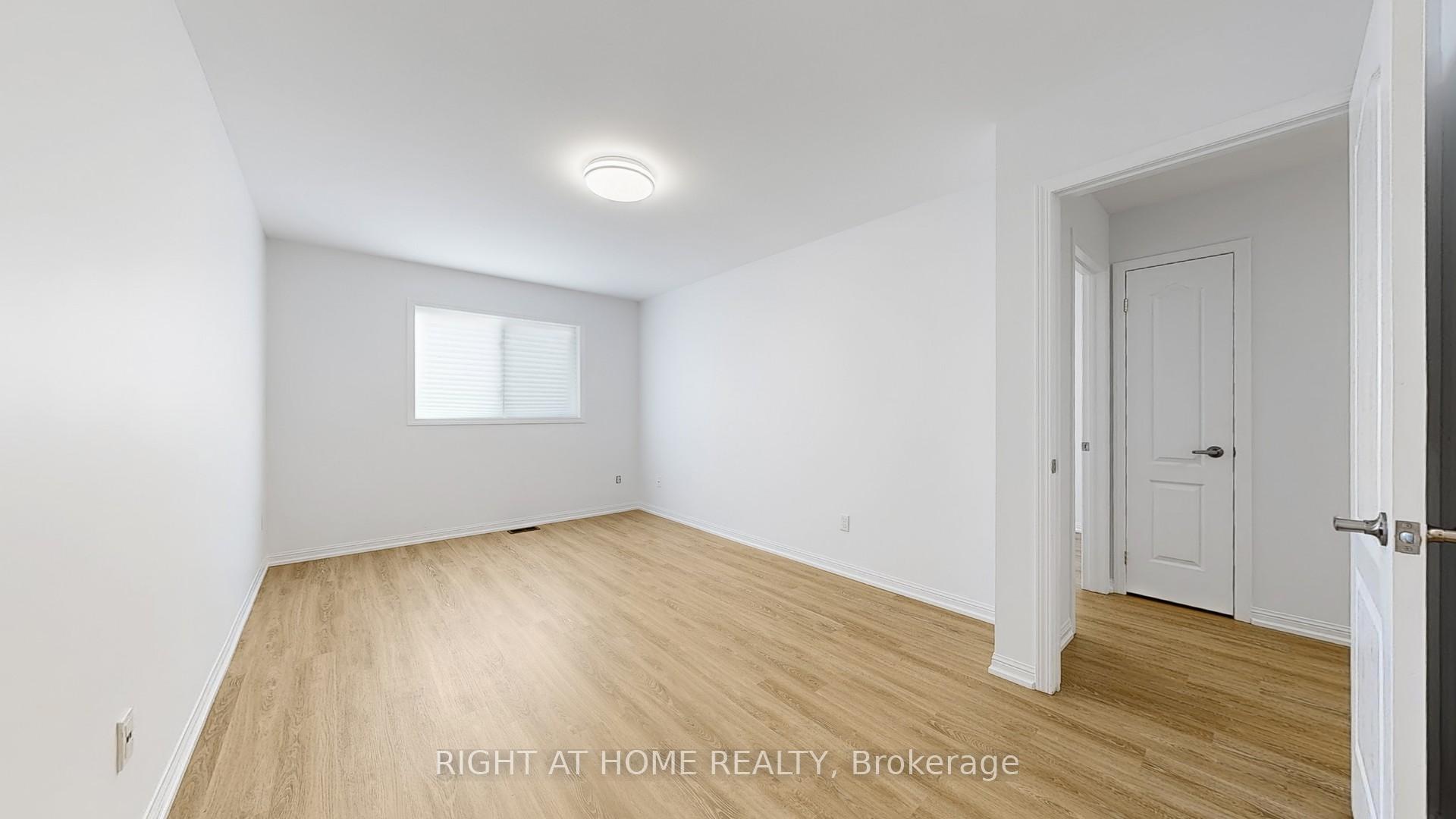 Photo 22 of 76 Barkdale Way, Whitby, Pringle Creek — HOMEH
