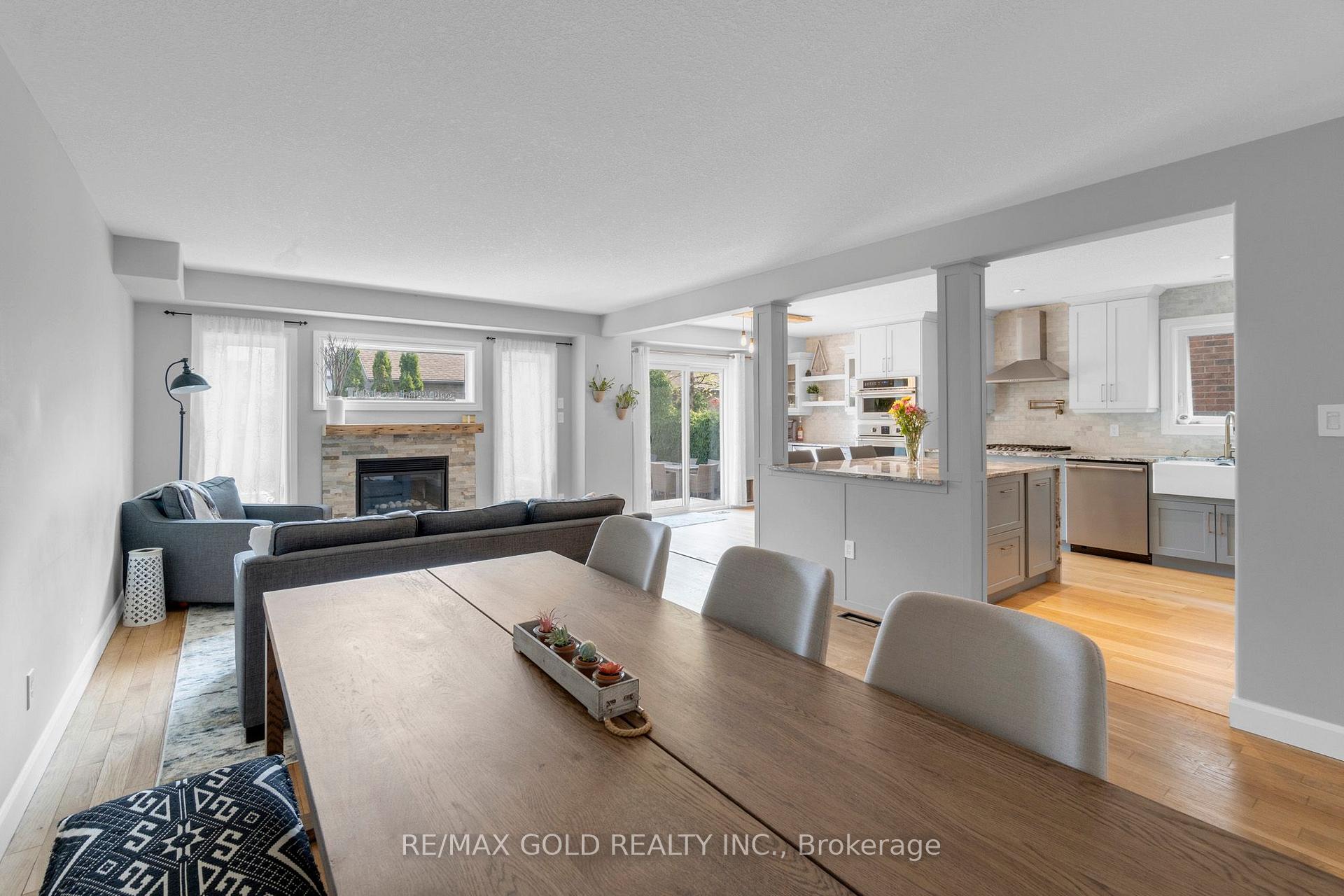 Photo 10 of 239 Park Avenue W, Woolwich — HOMEH