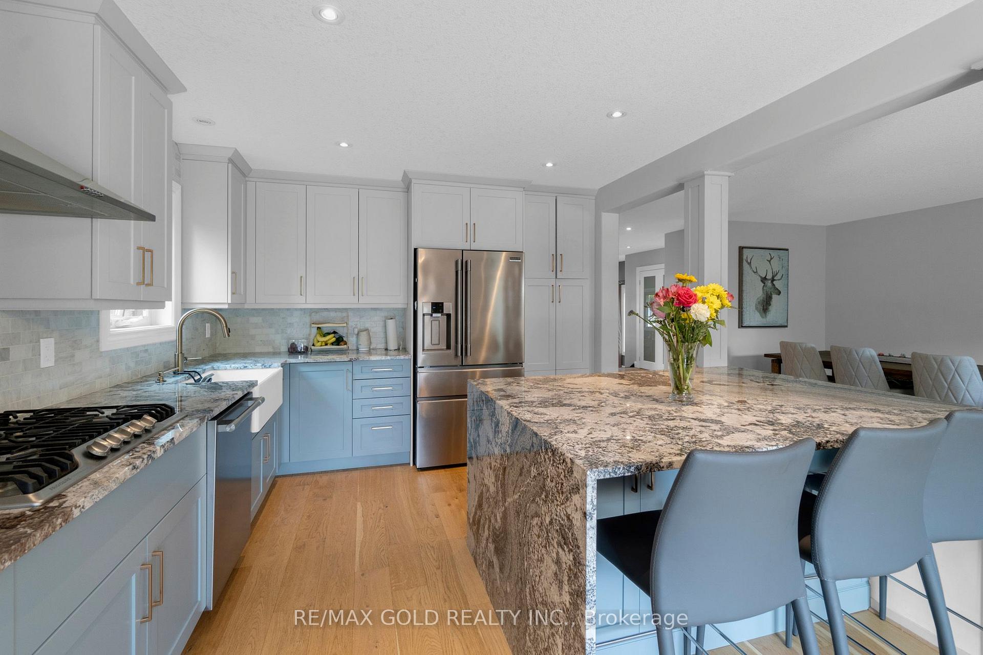Photo 16 of 239 Park Avenue W, Woolwich — HOMEH