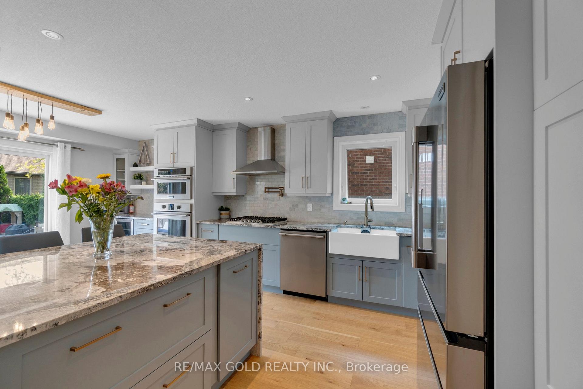 Photo 18 of 239 Park Avenue W, Woolwich — HOMEH