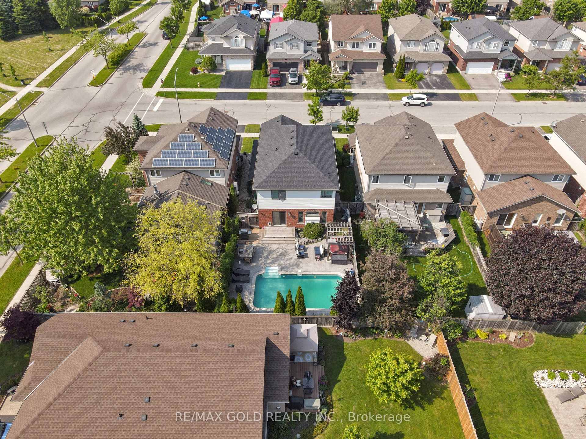 Photo 44 of 239 Park Avenue W, Woolwich — HOMEH