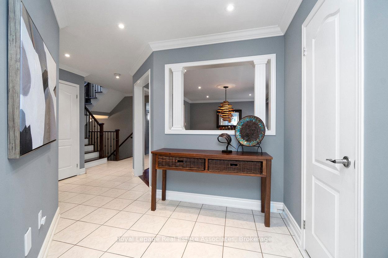 Photo 6 of 29 Marrone Street, Vaughan, Vellore Village — HOMEH