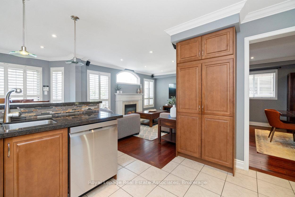 Photo 16 of 29 Marrone Street, Vaughan, Vellore Village — HOMEH