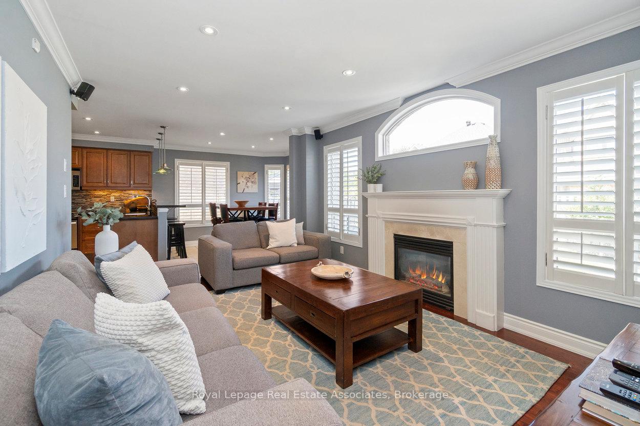 Photo 18 of 29 Marrone Street, Vaughan, Vellore Village — HOMEH