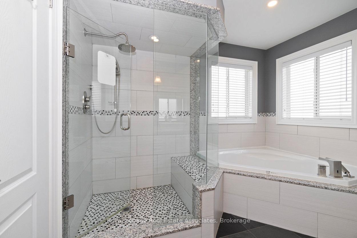 Photo 28 of 29 Marrone Street, Vaughan, Vellore Village — HOMEH