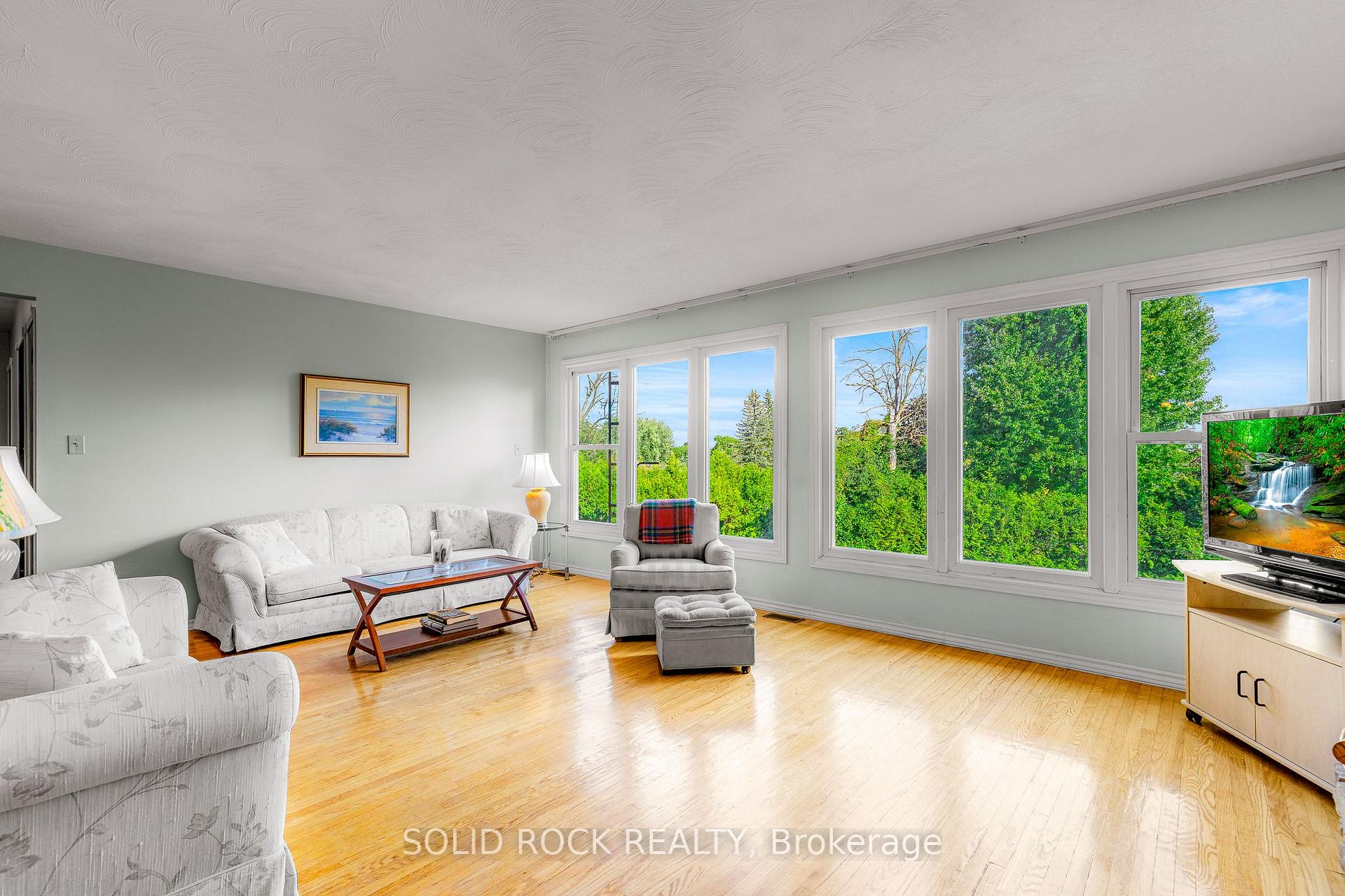 Photo 11 of 41 Sarah Street, Augusta, Augusta Twp — HOMEH