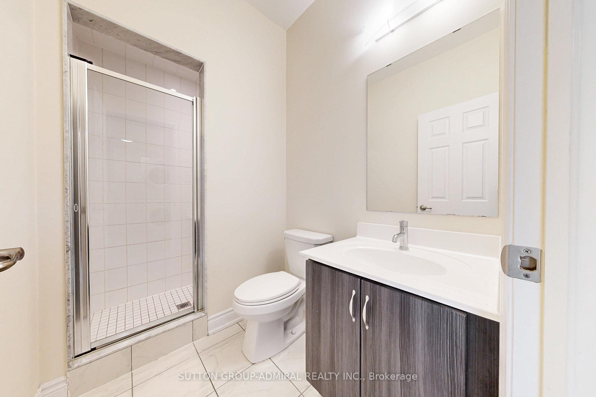 Photo 12 of 24 Carrville Woods Circle, Vaughan, Patterson — HOMEH