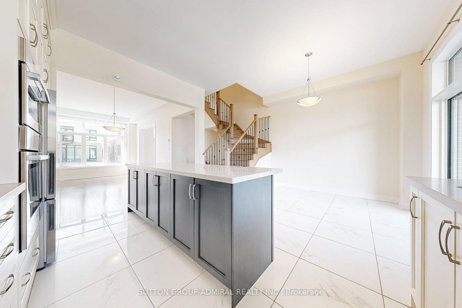 Photo 22 of 24 Carrville Woods Circle, Vaughan, Patterson — HOMEH