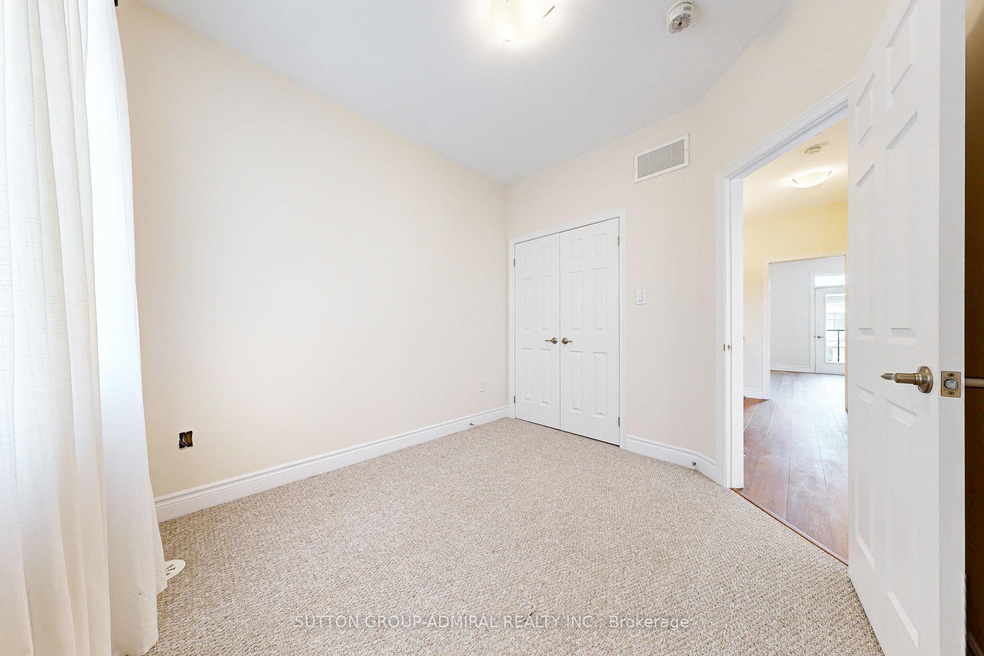 Photo 41 of 24 Carrville Woods Circle, Vaughan, Patterson — HOMEH