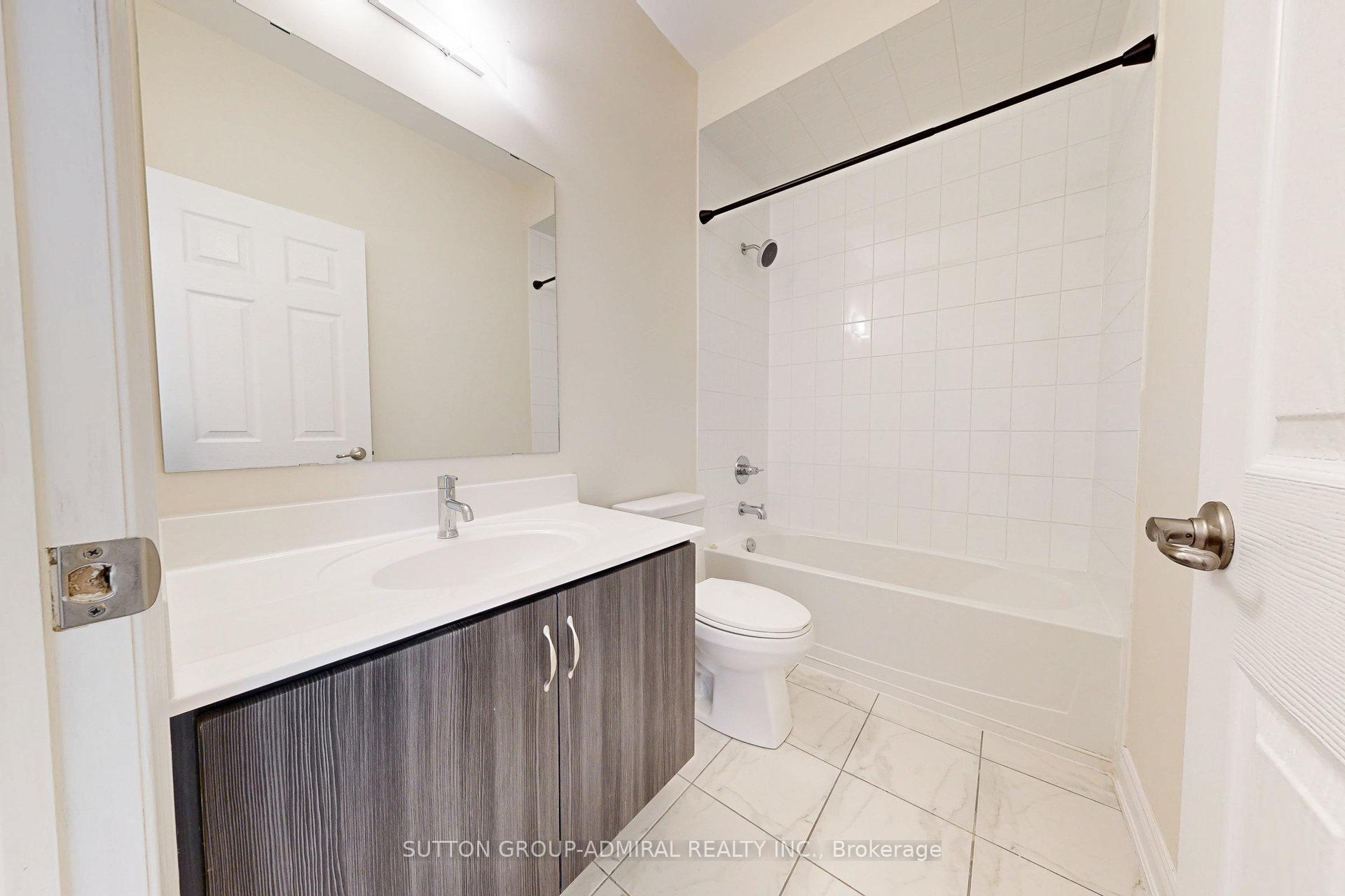 Photo 43 of 24 Carrville Woods Circle, Vaughan, Patterson — HOMEH