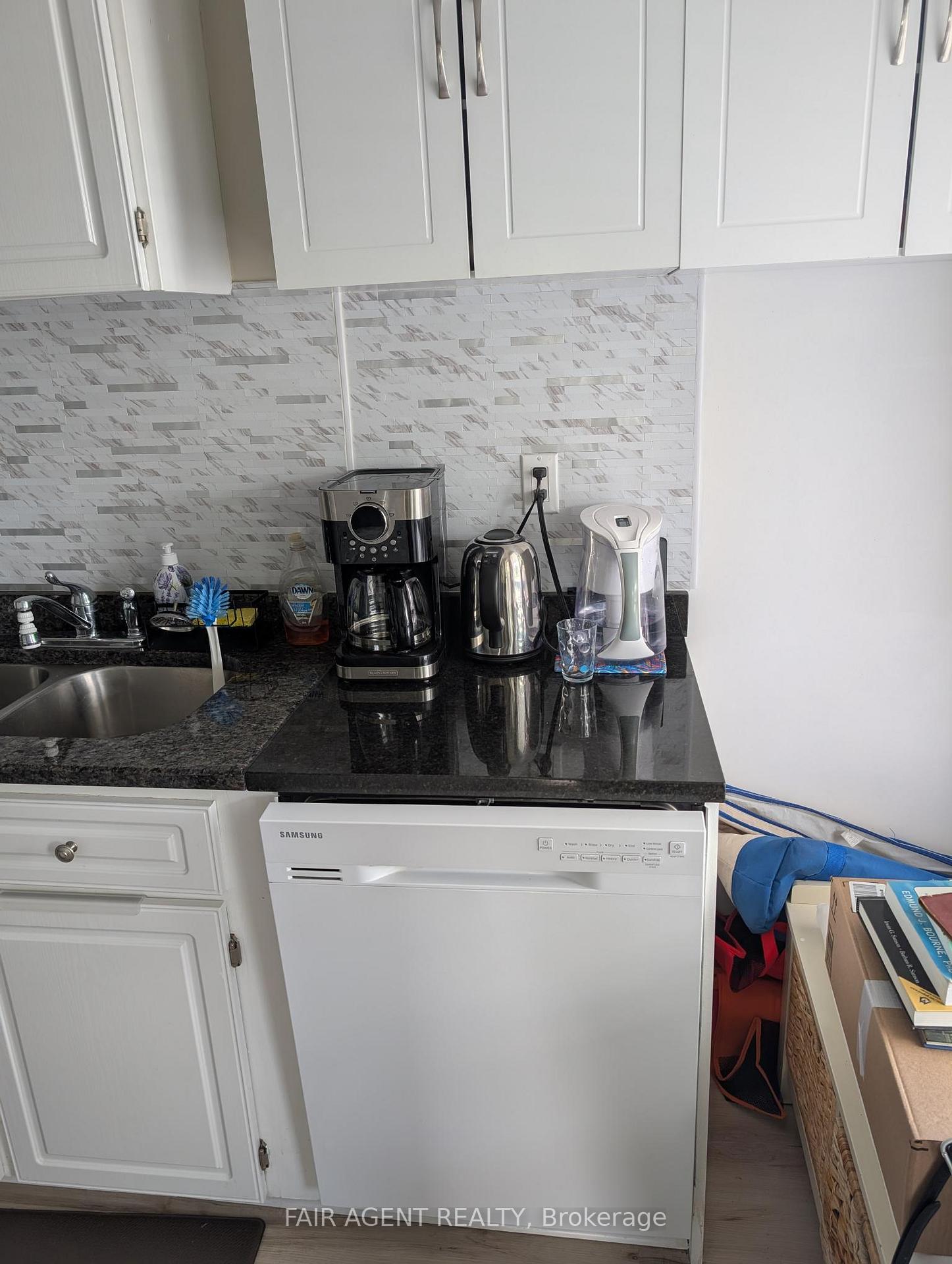 Photo 5 of 167 Edward Street S, Arnprior — HOMEH
