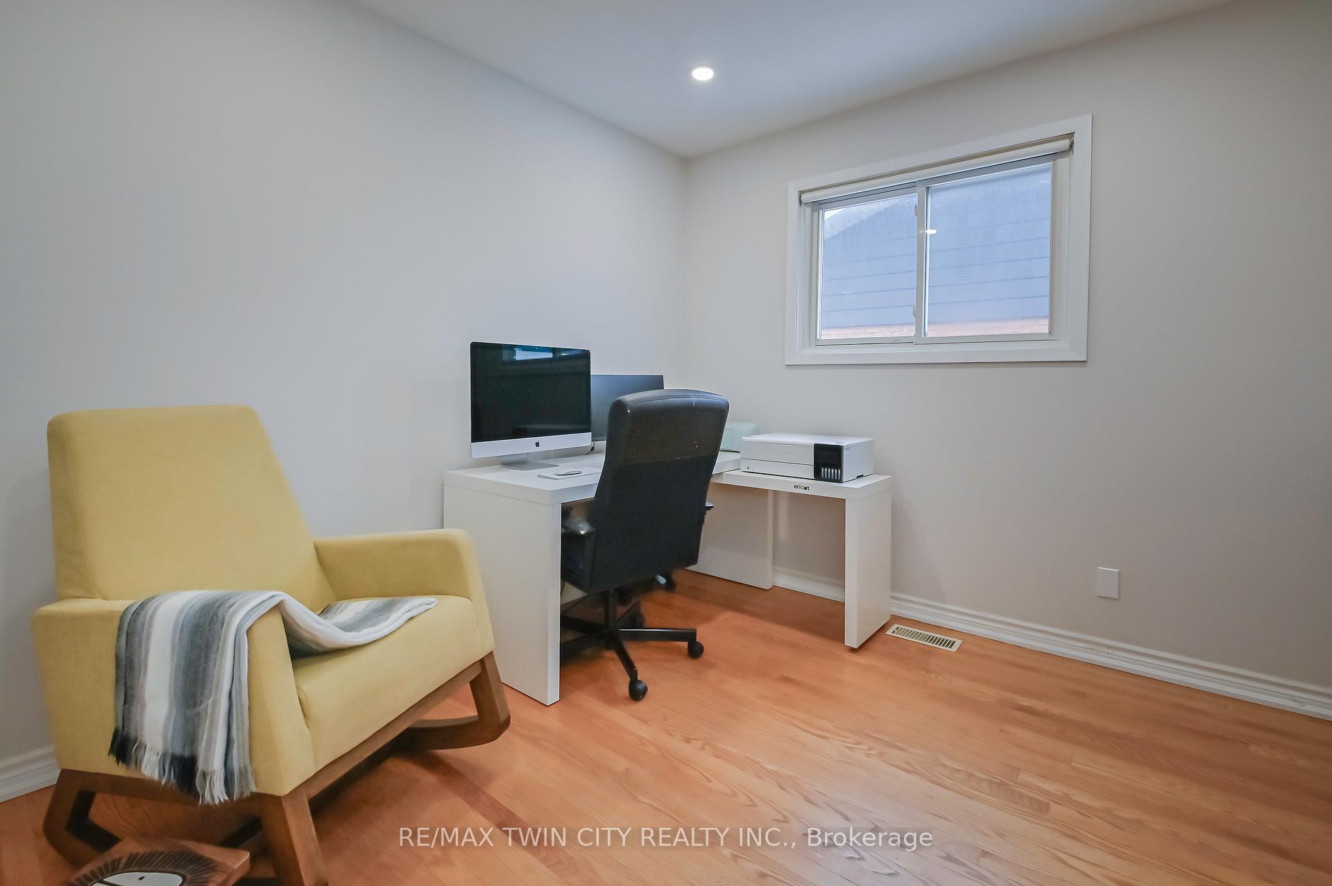 Photo 21 of 214 Winfield Avenue, Waterloo — HOMEH