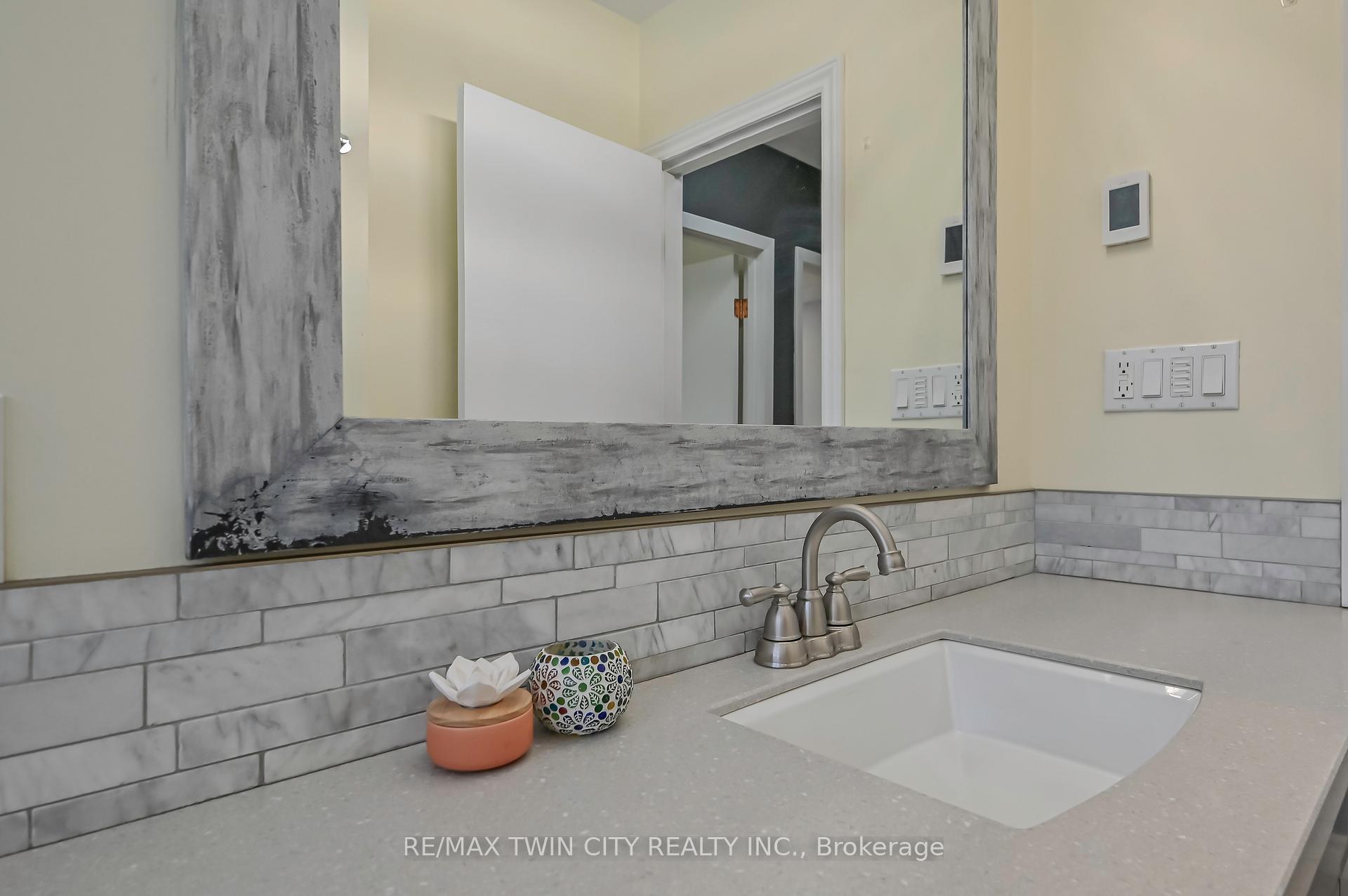 Photo 29 of 214 Winfield Avenue, Waterloo — HOMEH