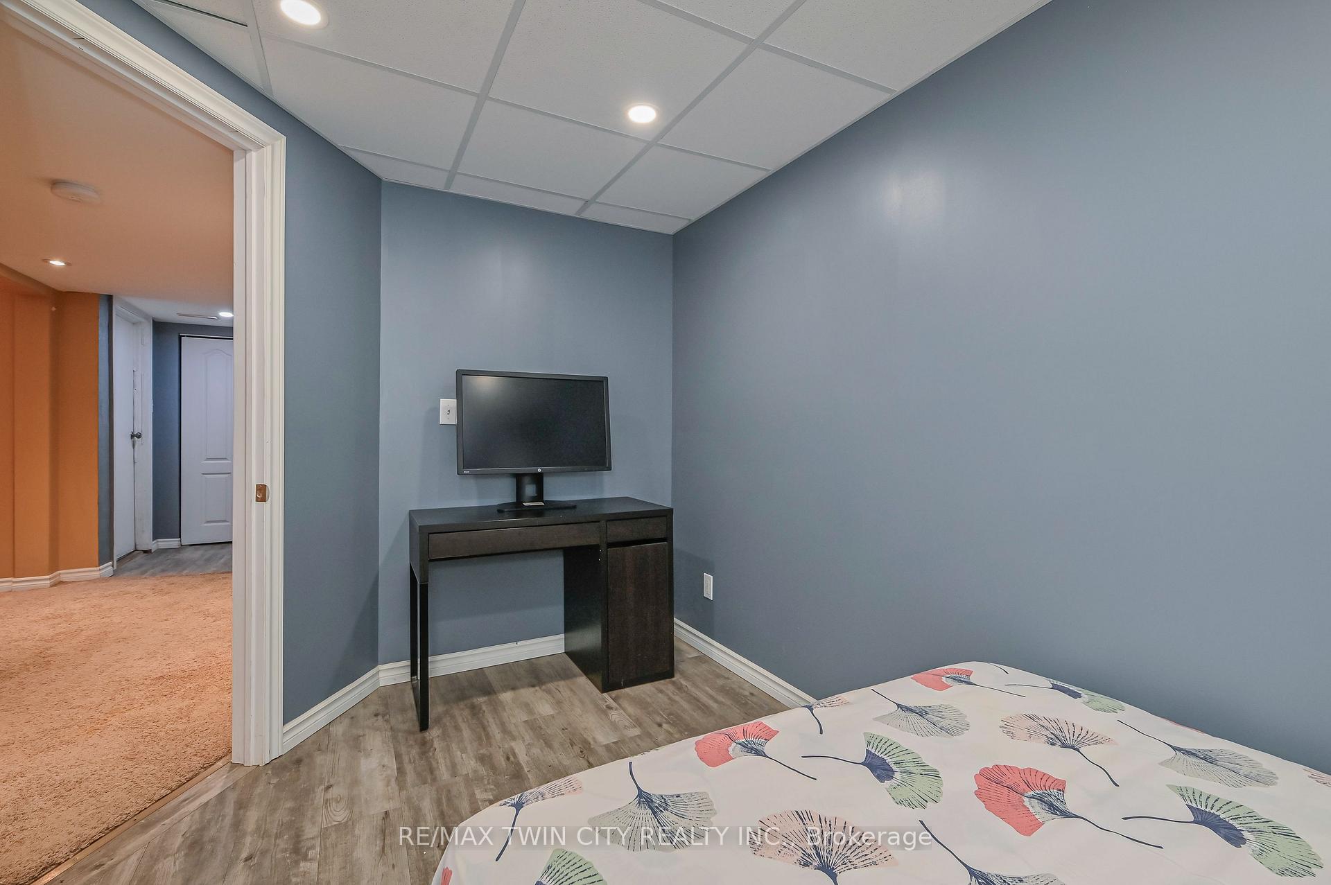 Photo 35 of 214 Winfield Avenue, Waterloo — HOMEH