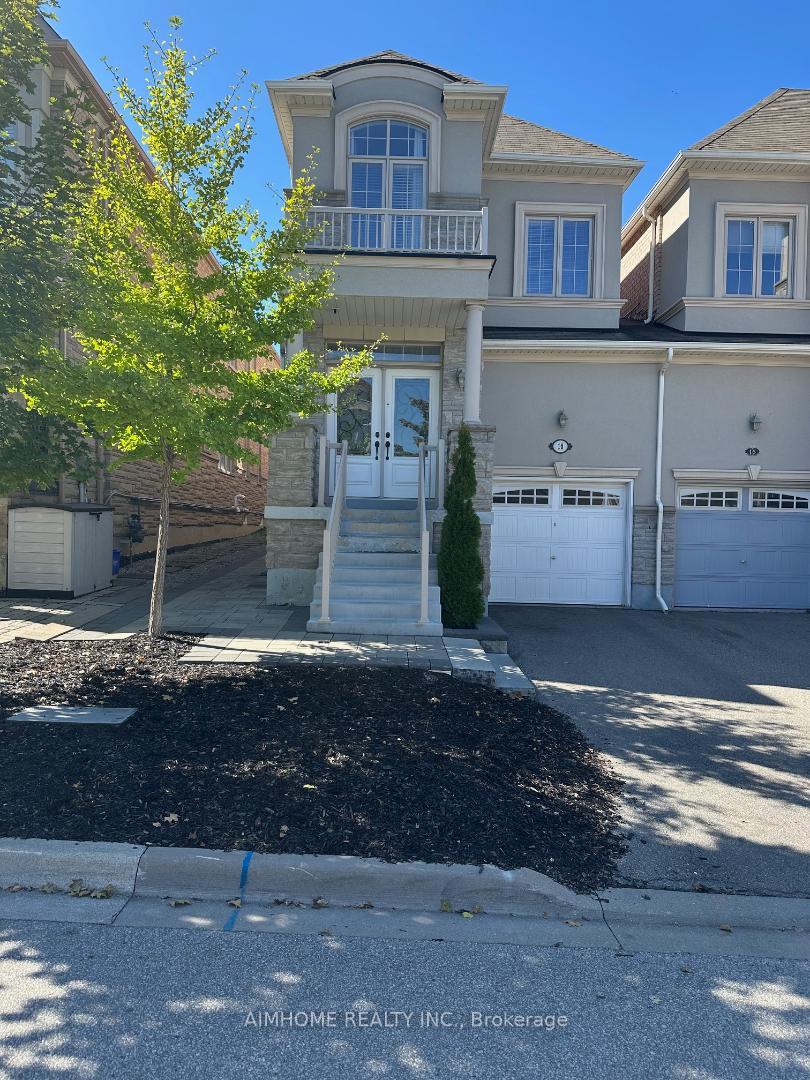 Front of 18 Bristlewood Crescent