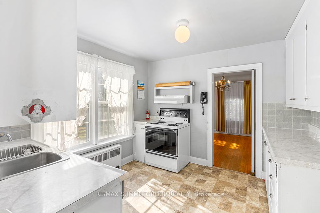 Photo 4 of 403560 Grey Road 4, West Grey — HOMEH