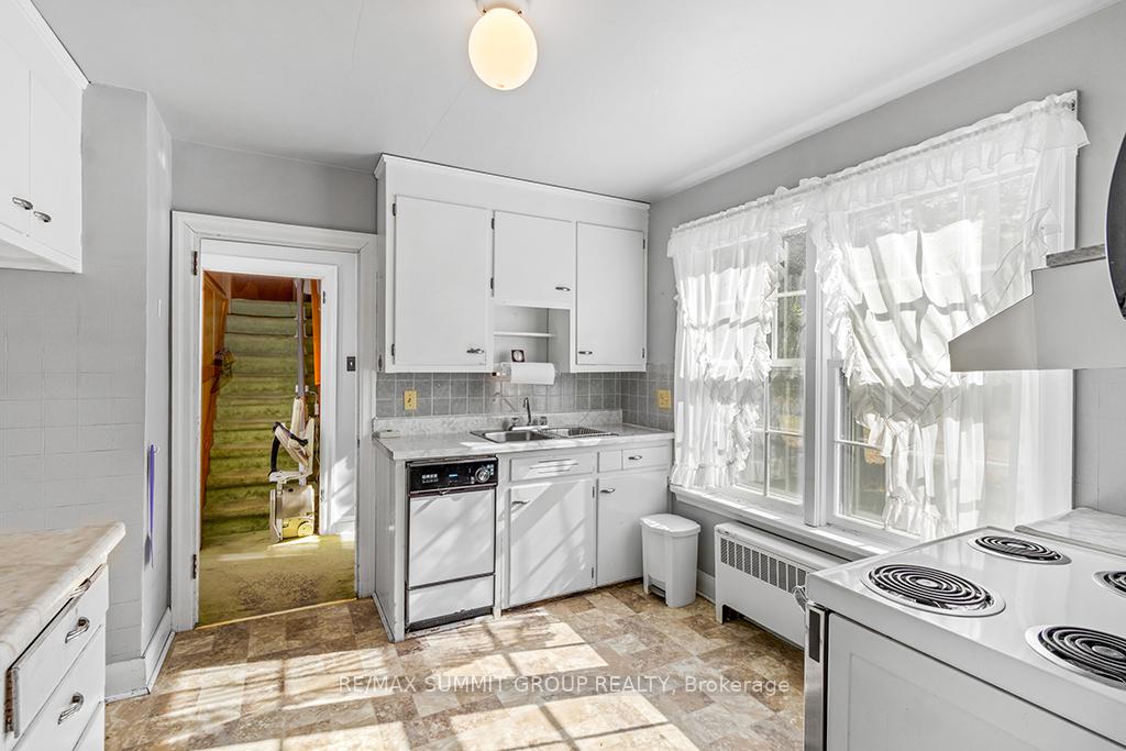 Photo 5 of 403560 Grey Road 4, West Grey — HOMEH