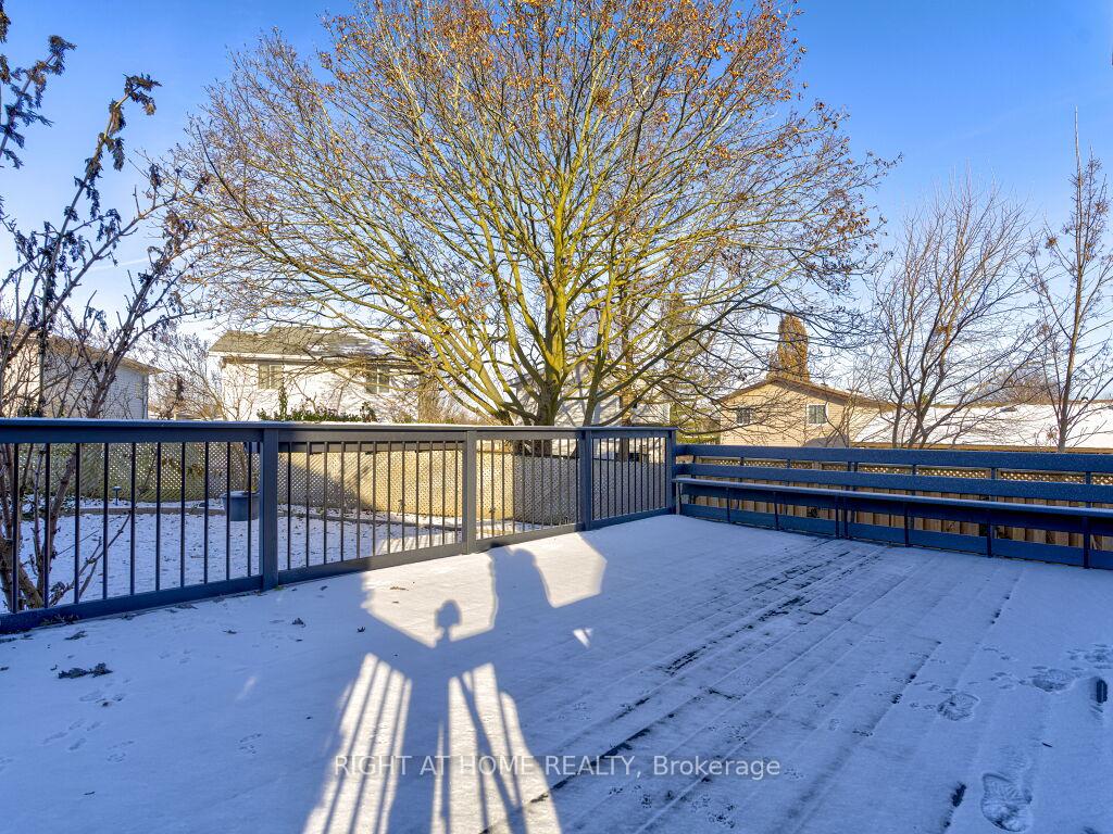 Photo 27 of 548 Westvale Drive, Waterloo — HOMEH