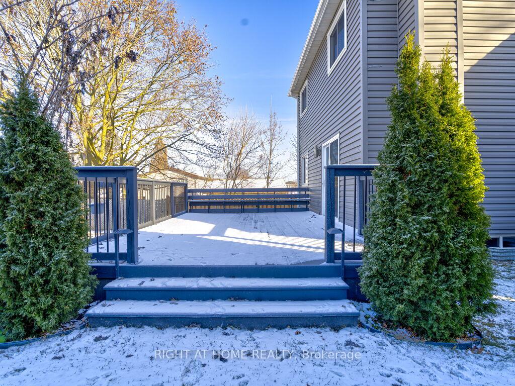 Photo 28 of 548 Westvale Drive, Waterloo — HOMEH