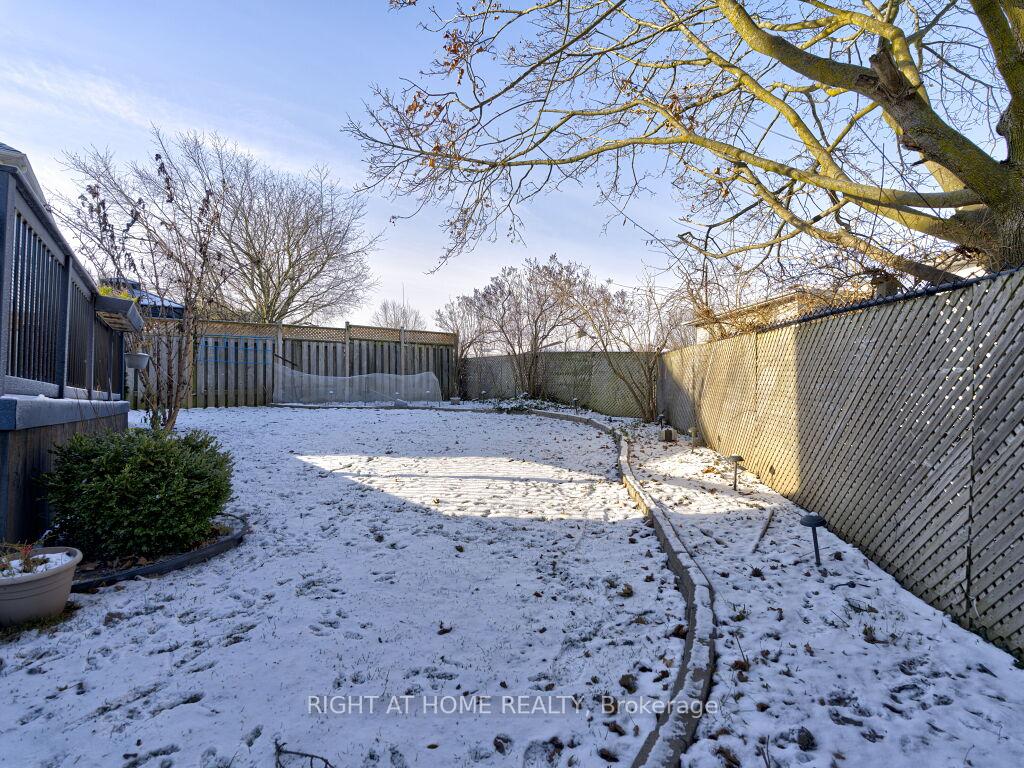 Photo 29 of 548 Westvale Drive, Waterloo — HOMEH