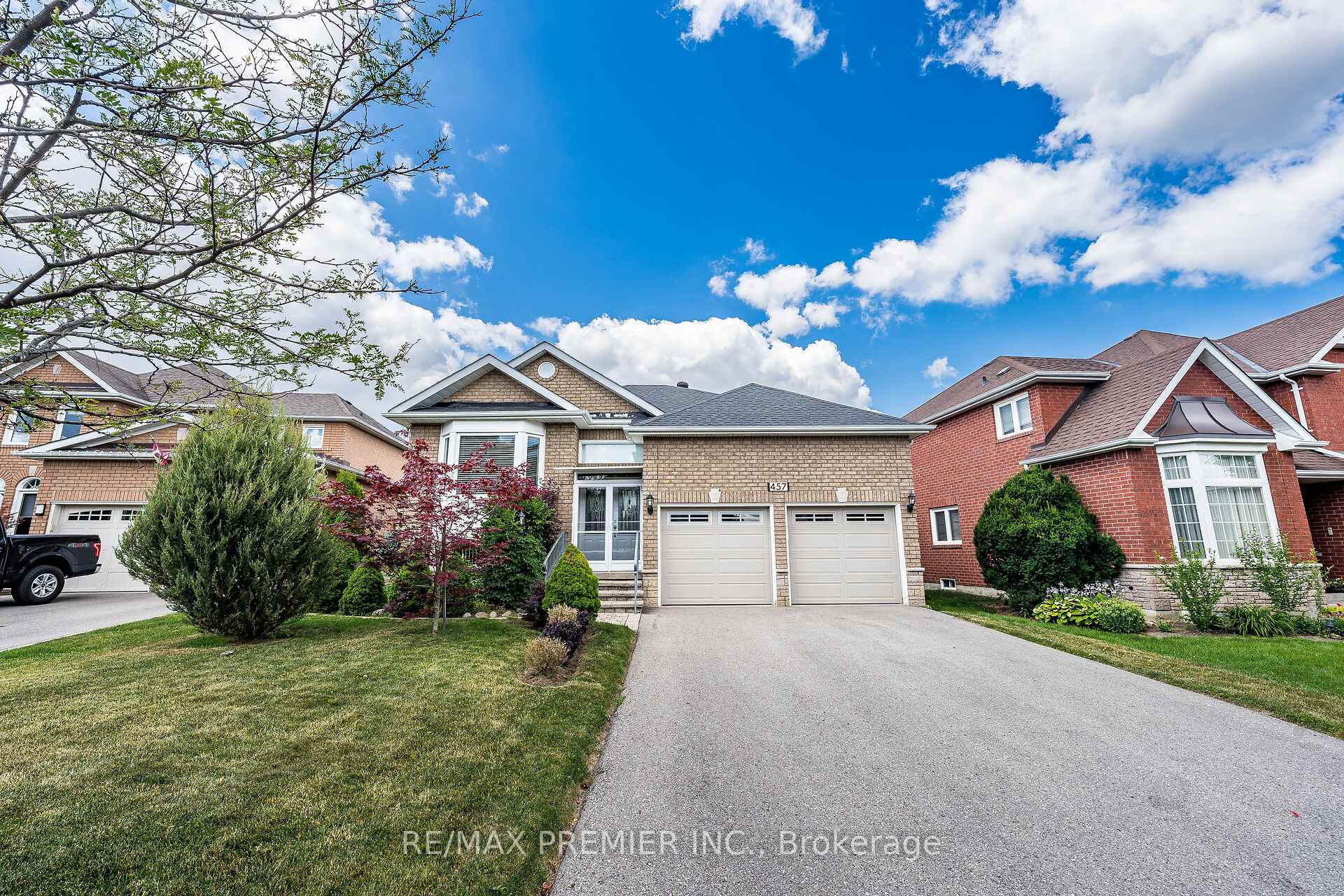 Photo 1 of 457 Glenkindie Avenue, Vaughan, Maple — HOMEH