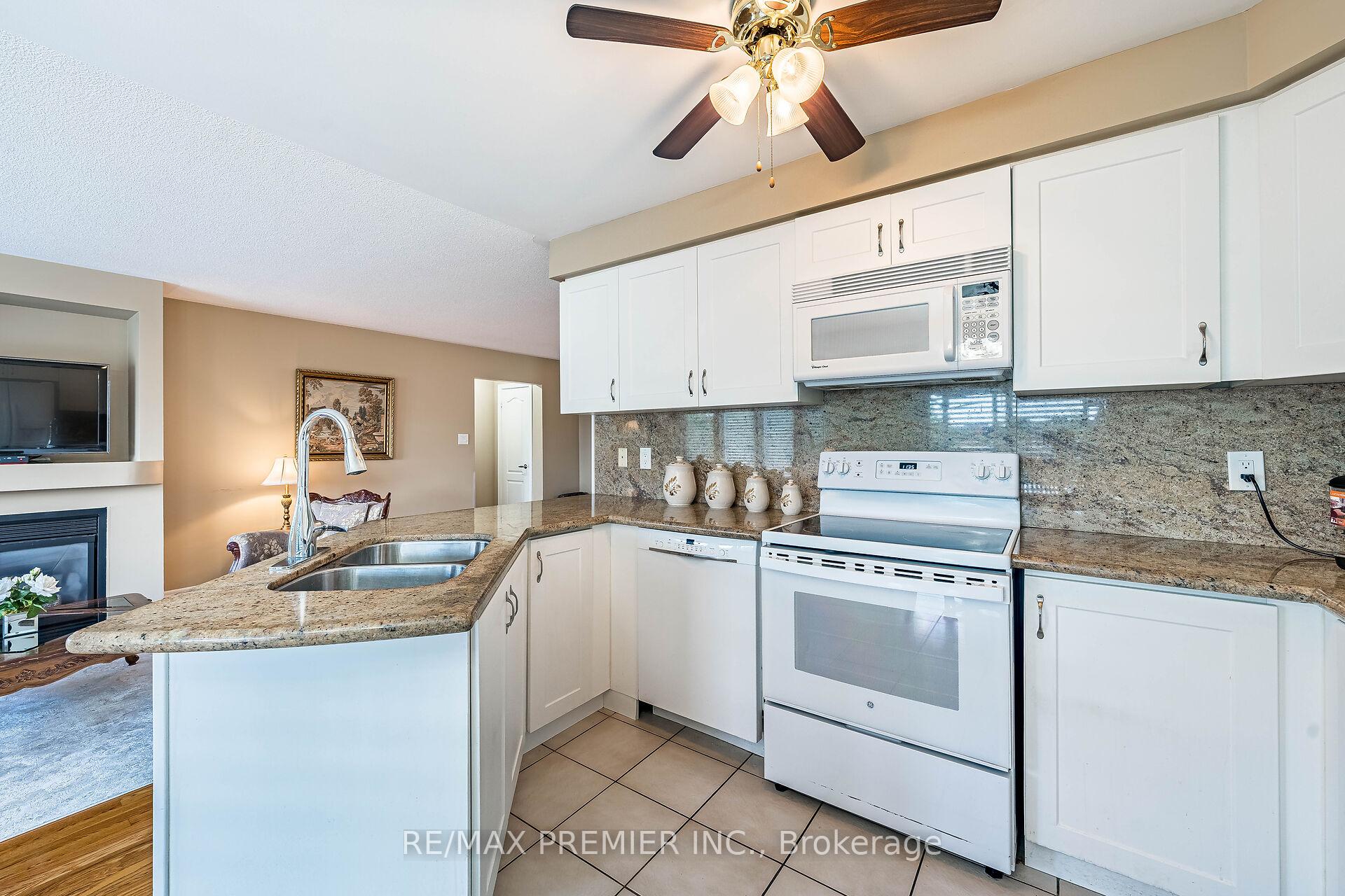 Photo 12 of 457 Glenkindie Avenue, Vaughan, Maple — HOMEH