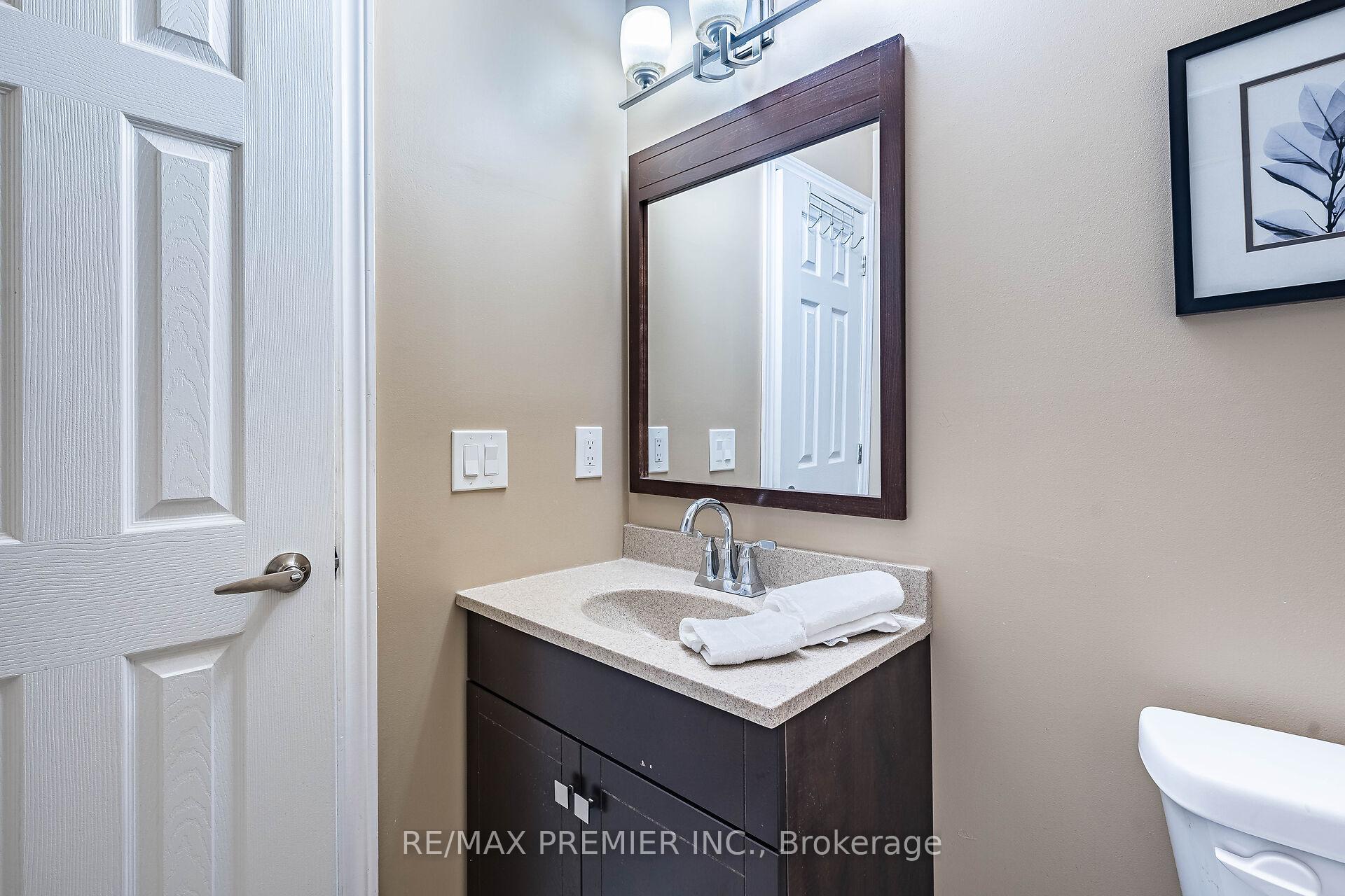 Photo 15 of 457 Glenkindie Avenue, Vaughan, Maple — HOMEH