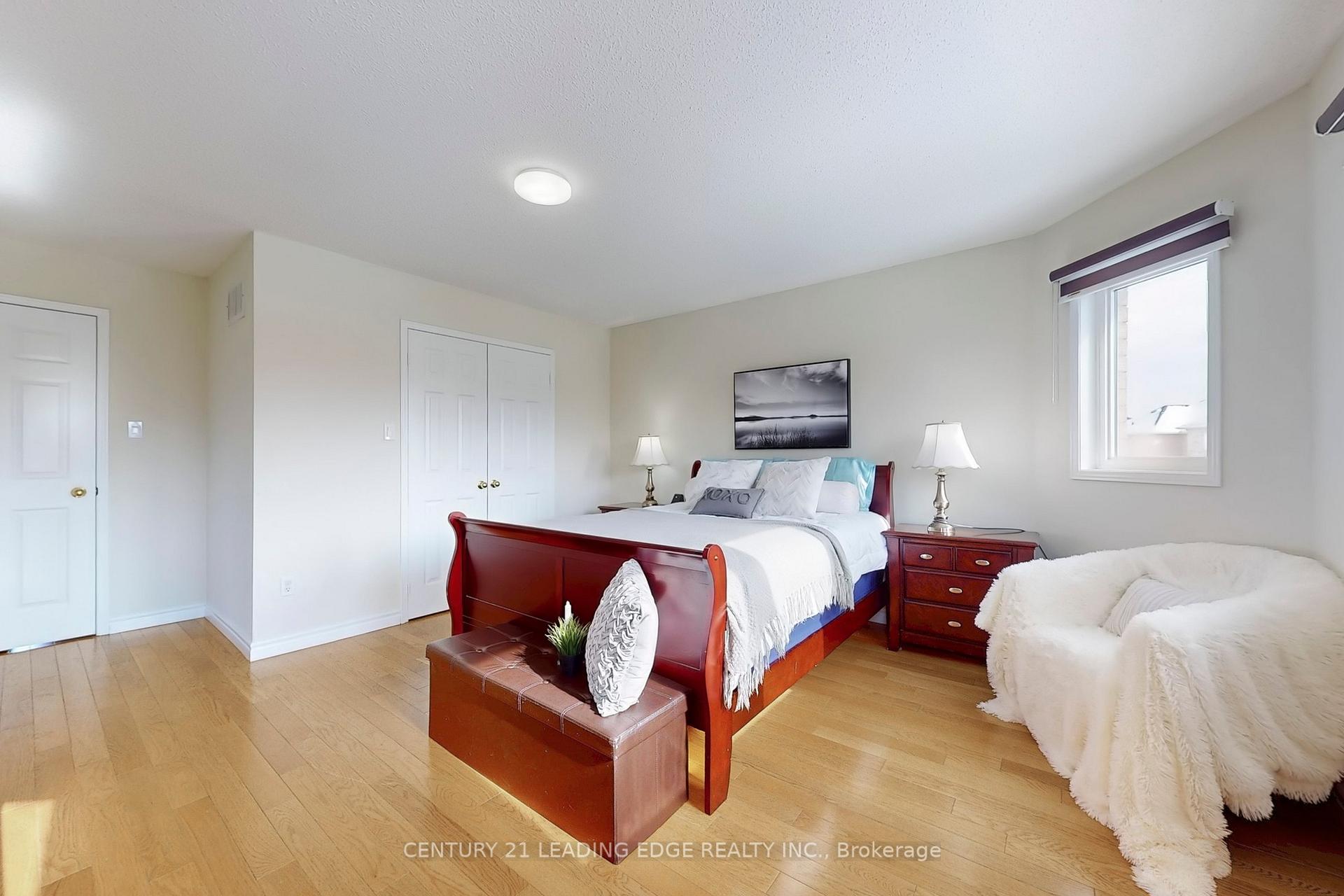 Photo 20 of 37 Stella Drive, Markham, Middlefield — HOMEH