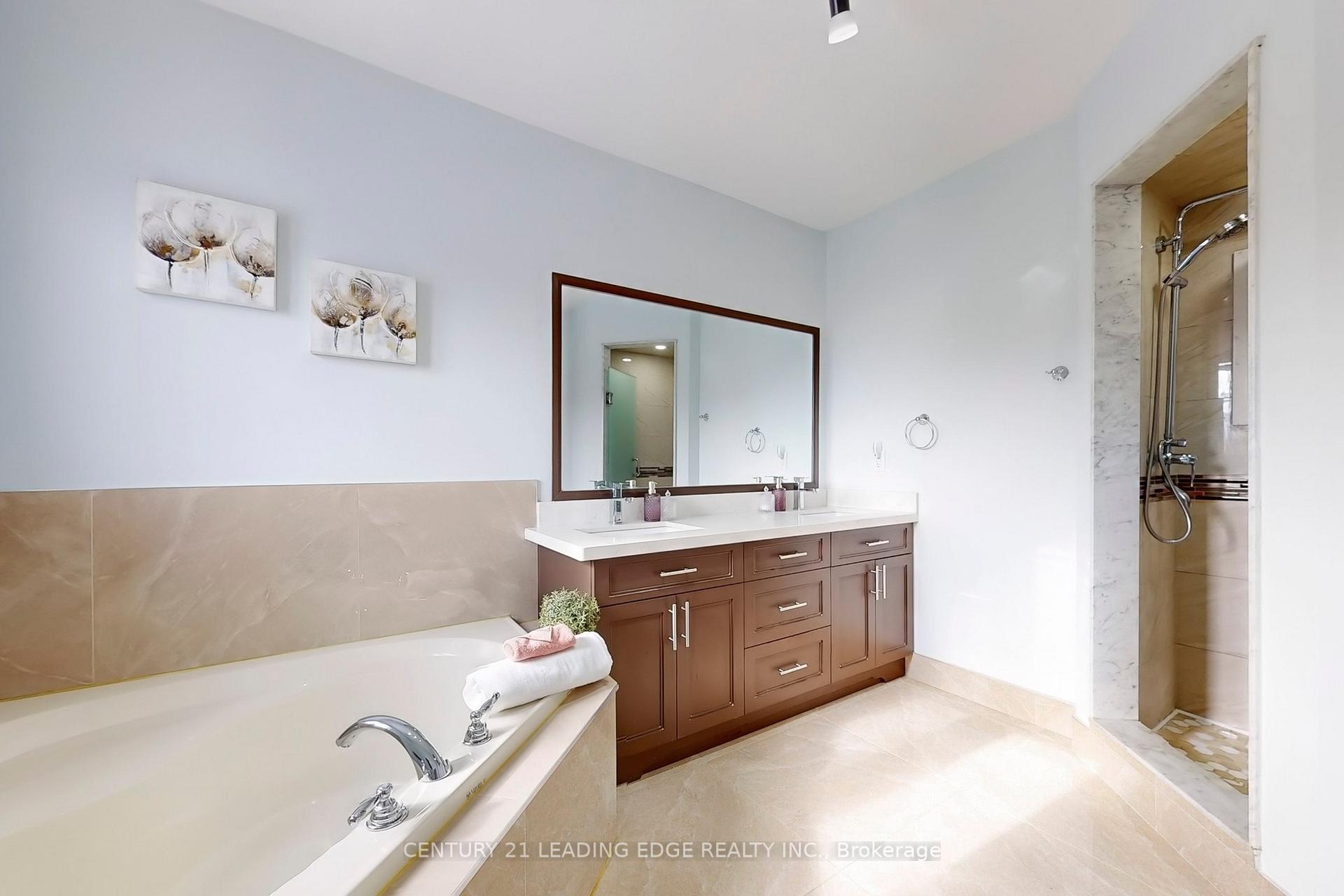 Photo 21 of 37 Stella Drive, Markham, Middlefield — HOMEH