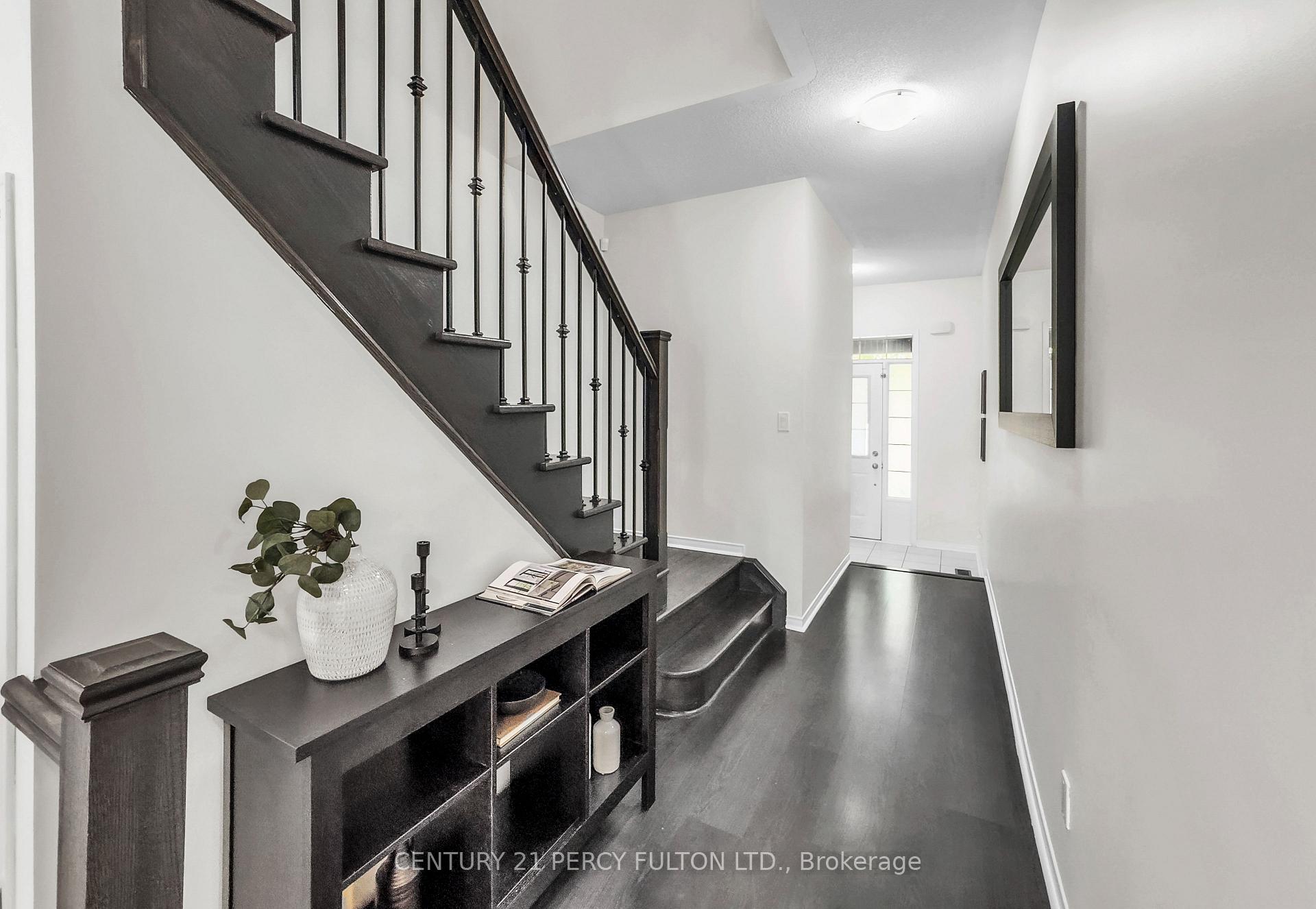 Photo 8 of 49 Rimrock Crescent, Whitby, Williamsburg — HOMEH