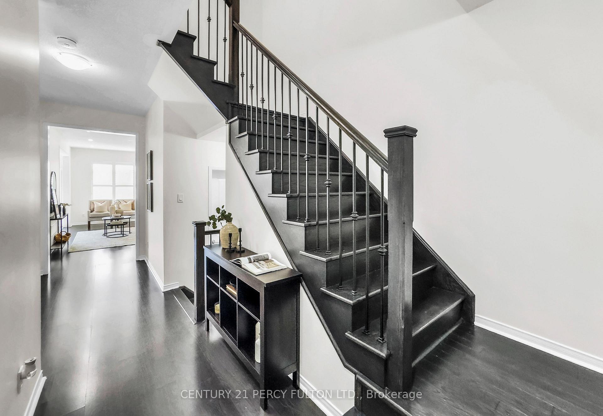 Photo 9 of 49 Rimrock Crescent, Whitby, Williamsburg — HOMEH