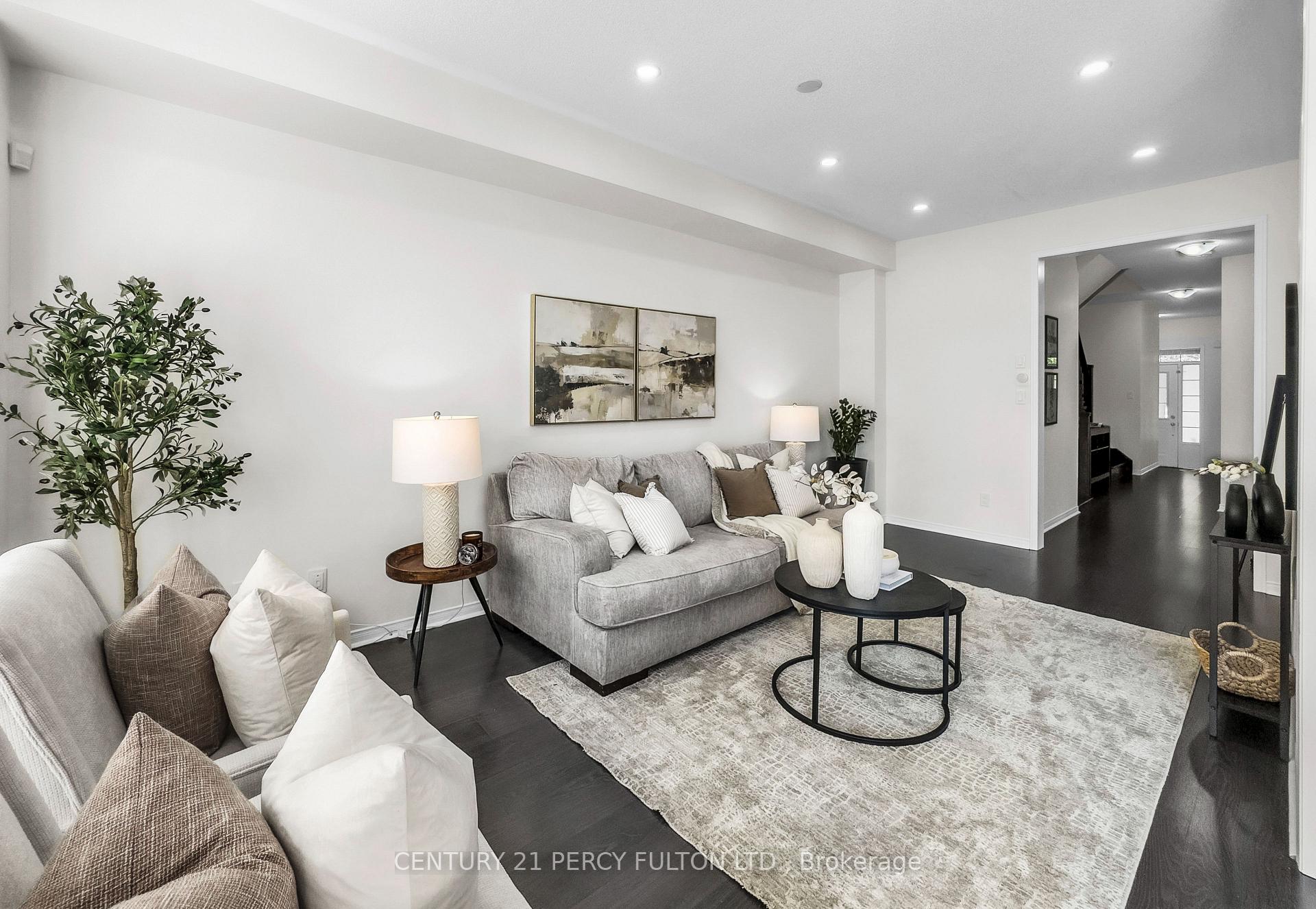 Photo 16 of 49 Rimrock Crescent, Whitby, Williamsburg — HOMEH