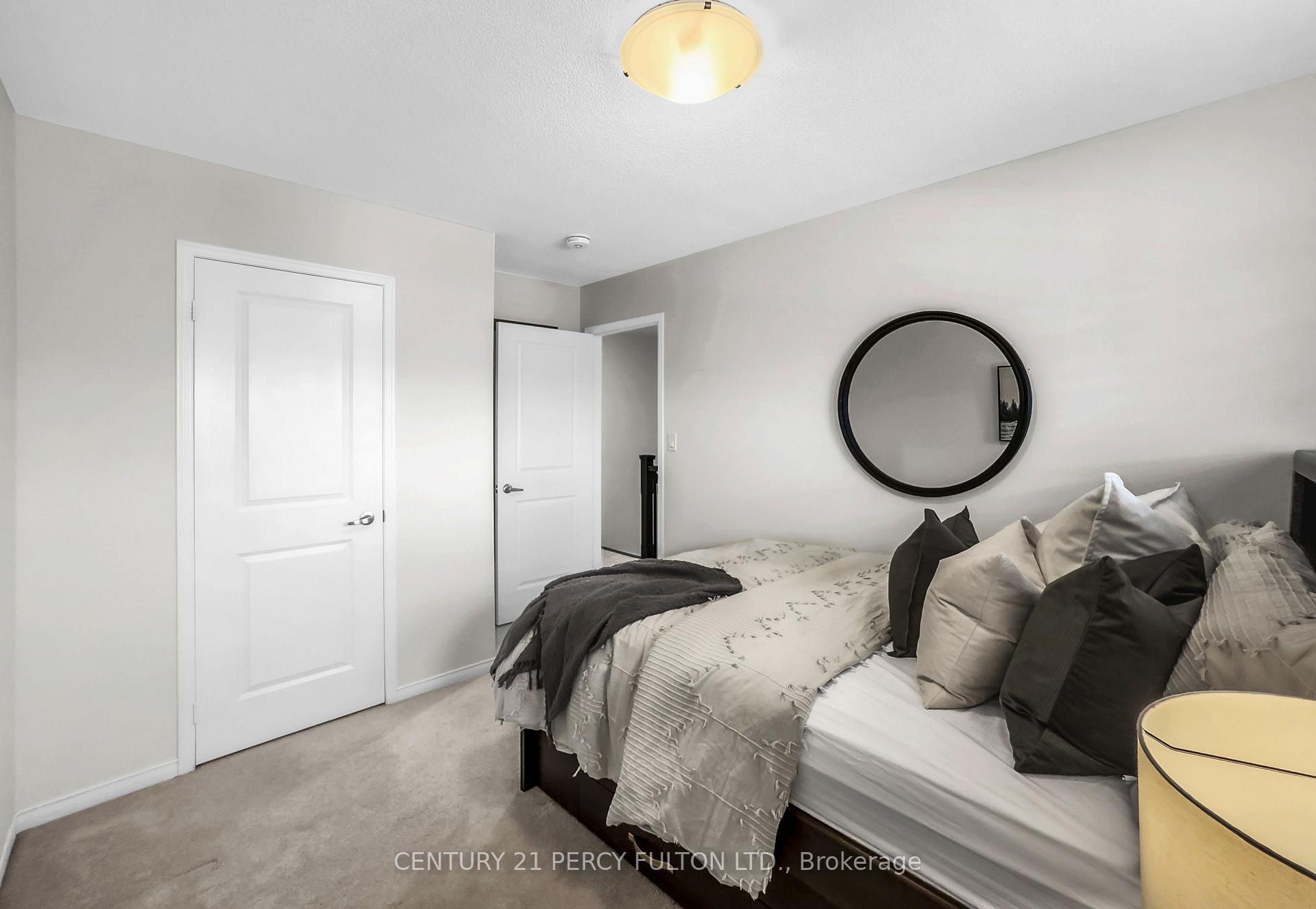 Photo 38 of 49 Rimrock Crescent, Whitby, Williamsburg — HOMEH
