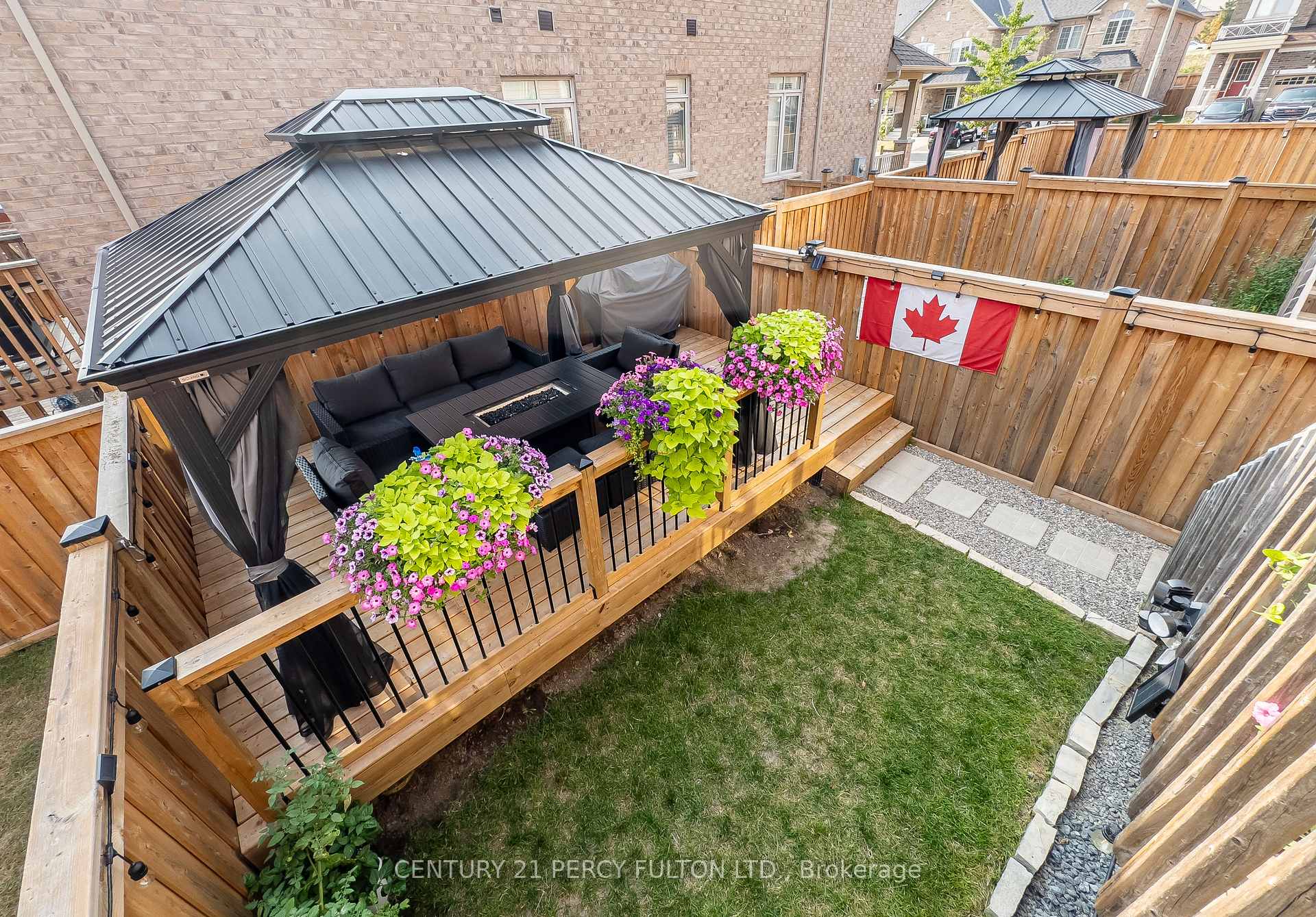 Photo 43 of 49 Rimrock Crescent, Whitby, Williamsburg — HOMEH
