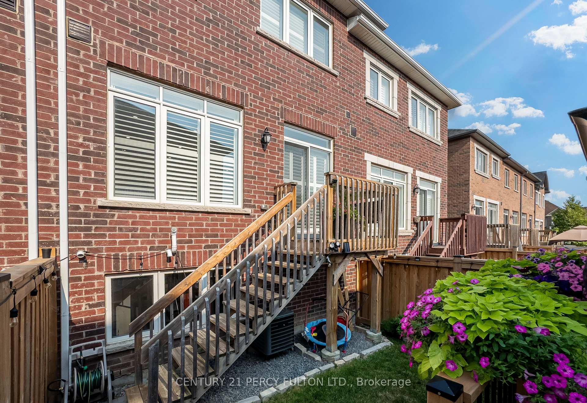 Photo 44 of 49 Rimrock Crescent, Whitby, Williamsburg — HOMEH