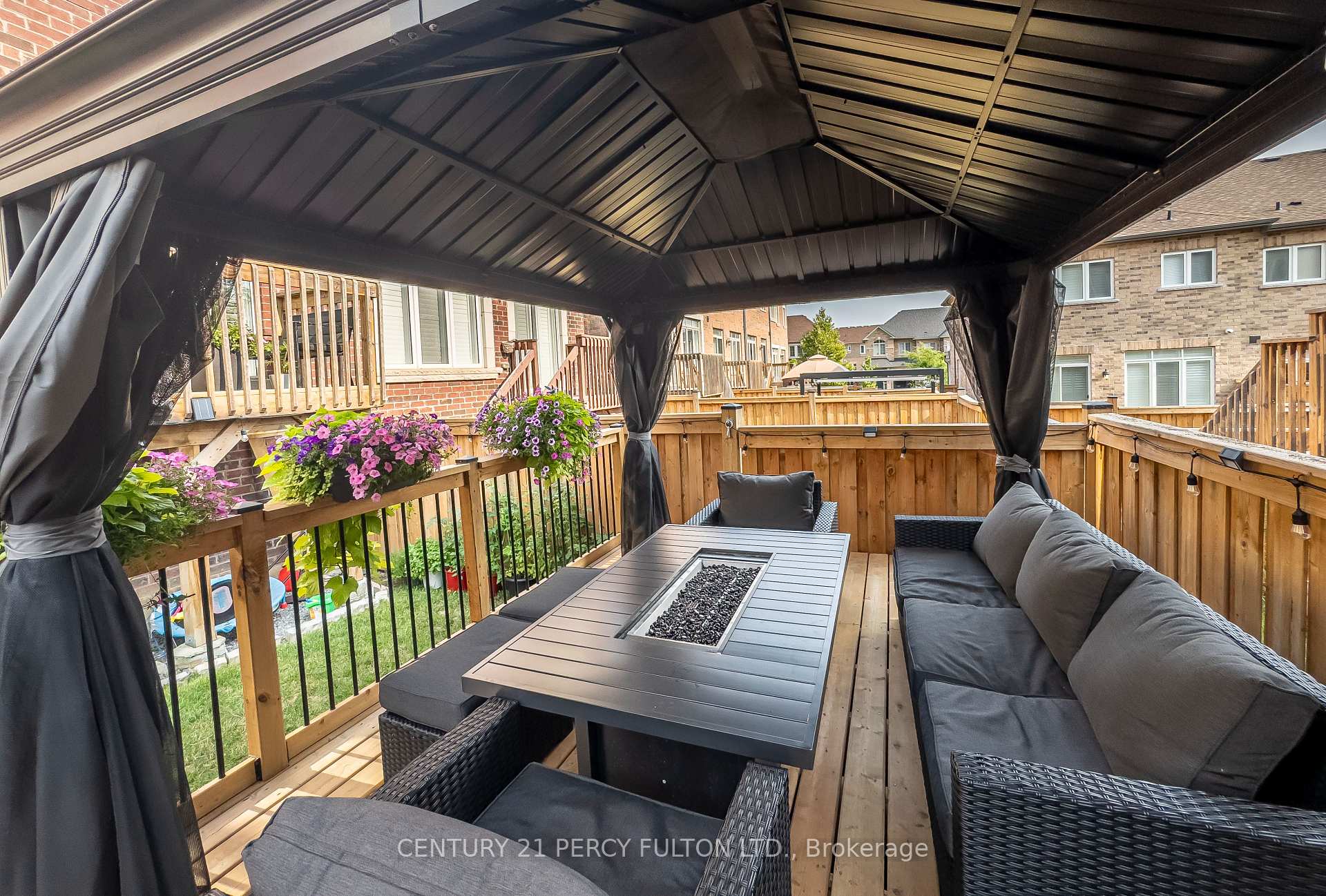 Photo 45 of 49 Rimrock Crescent, Whitby, Williamsburg — HOMEH