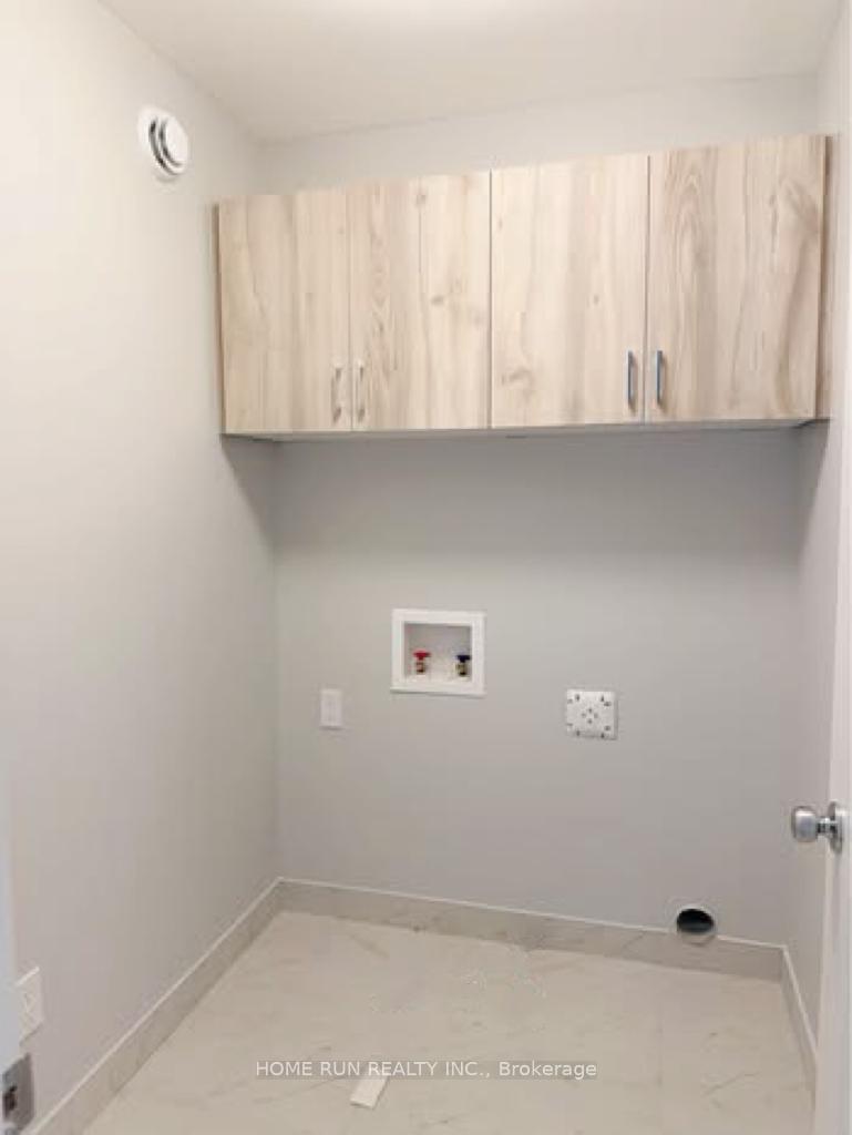 Photo 13 of 704 Pipit Lane, Ottawa, Barrhaven - Half Moon Bay — HOMEH