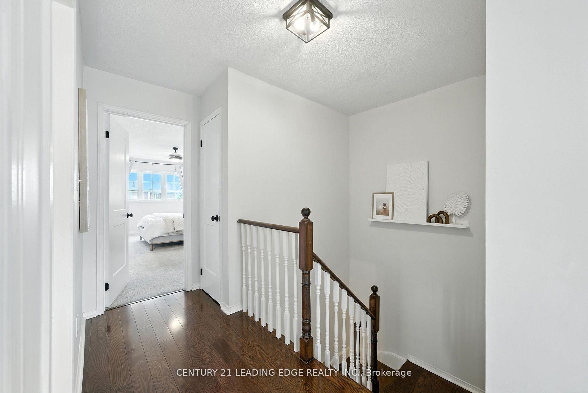 Photo 21 of 24 Steamer Drive, Whitby, Port Whitby — HOMEH