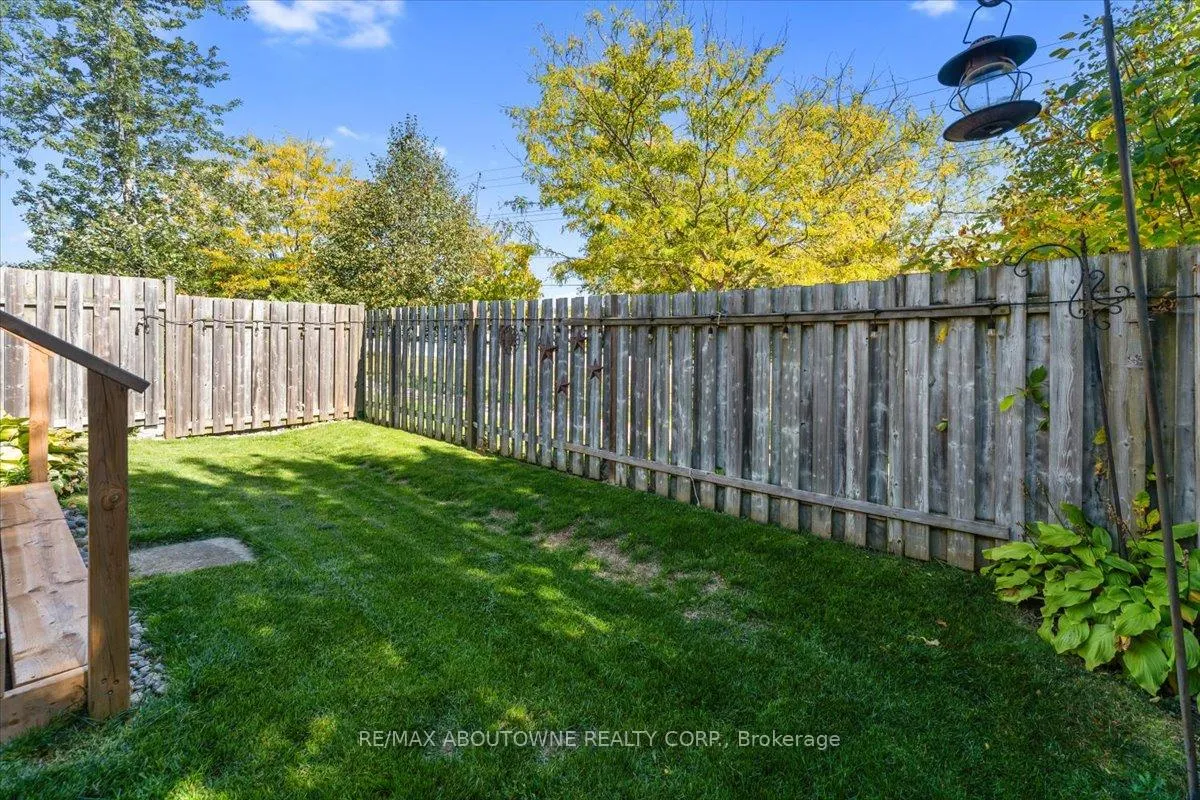 Photo 36 of 191 Autumn Crescent, Welland, West Welland — HOMEH
