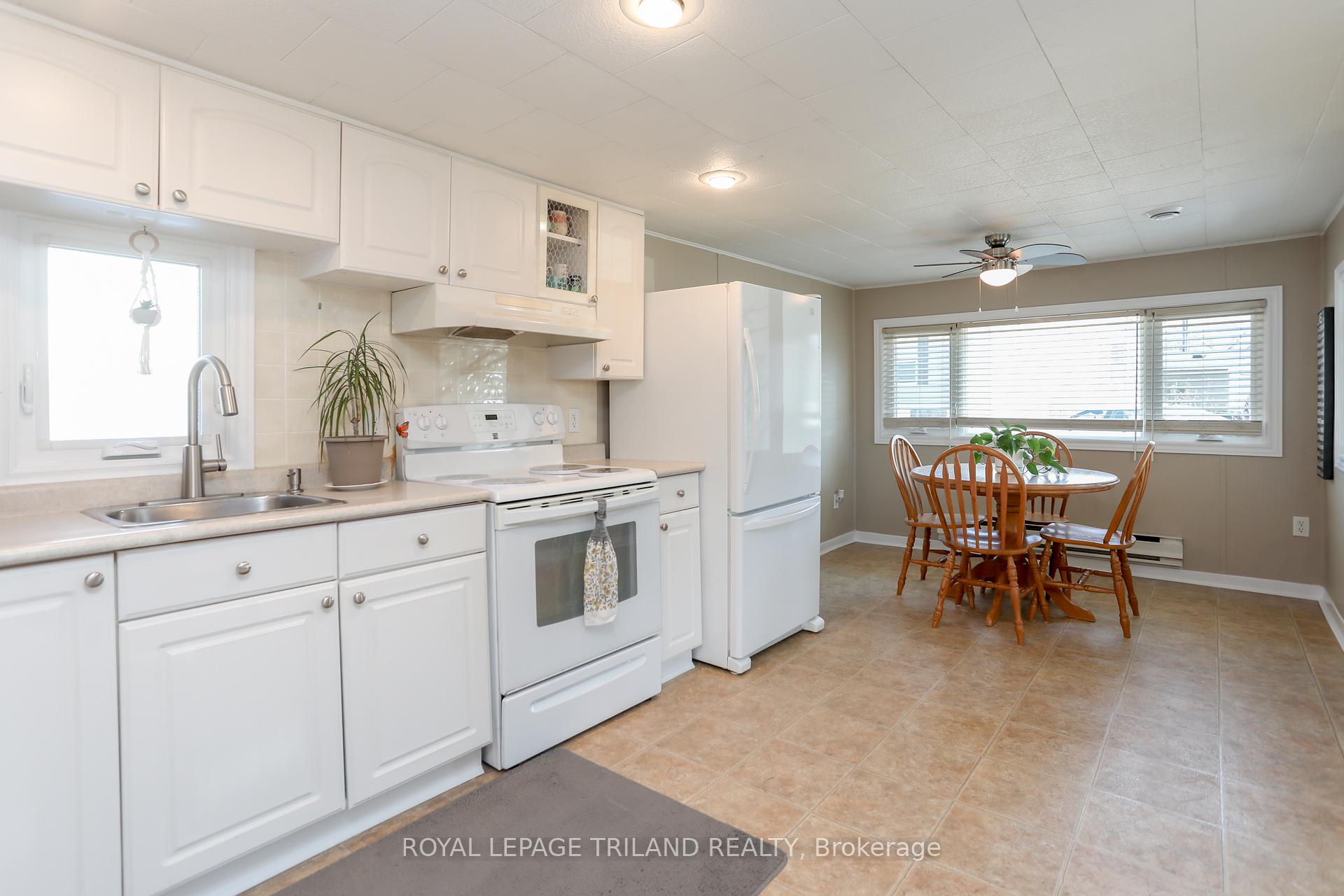 Photo 18 of Unit 43, 33 Pitt Street, Bayham, Port Burwell — HOMEH