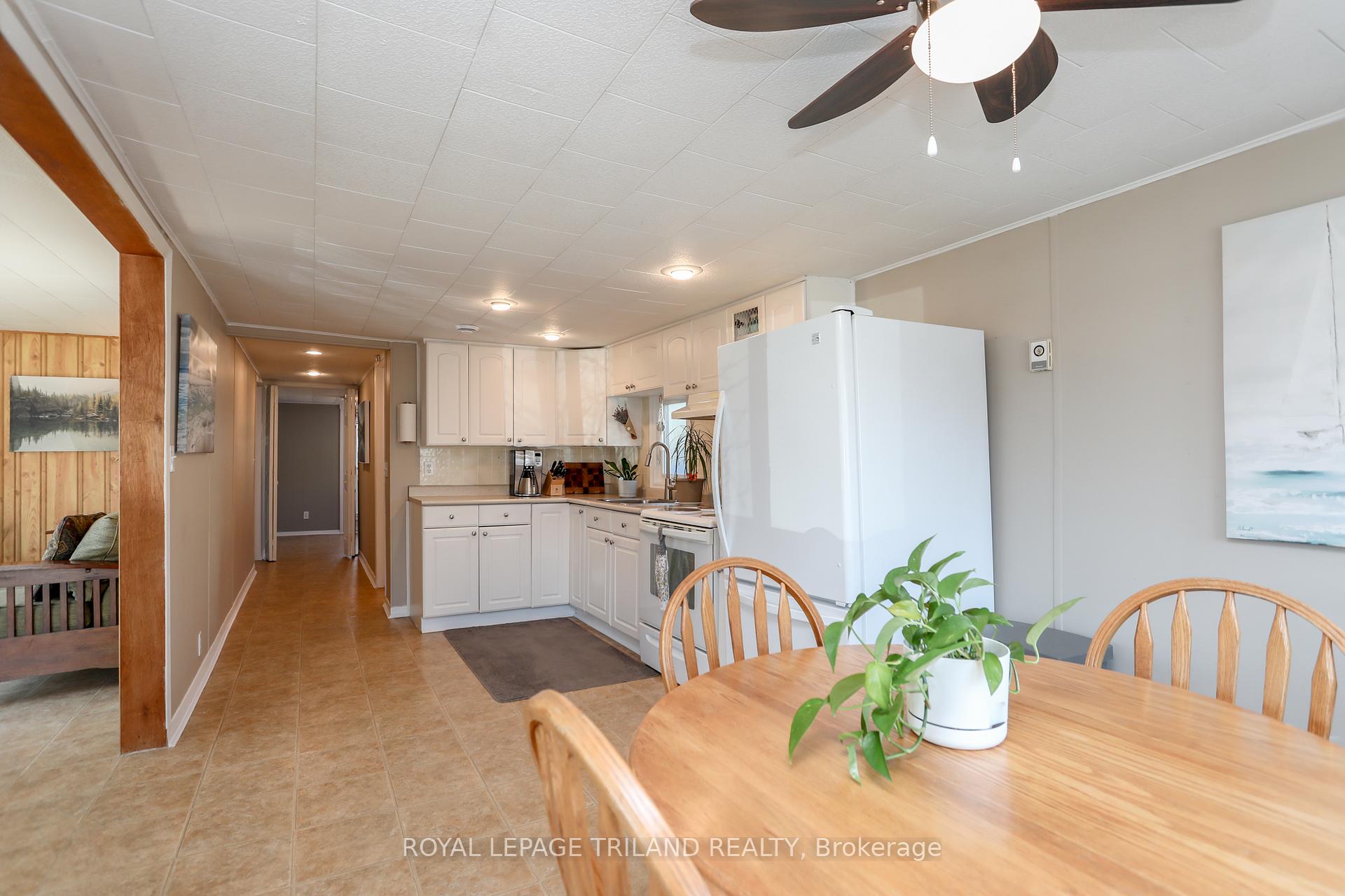 Photo 14 of Unit 43, 33 Pitt Street, Bayham, Port Burwell — HOMEH