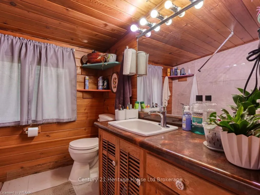 Photo 37 of 305 Mank, Zorra, Rural Zorra — HOMEH