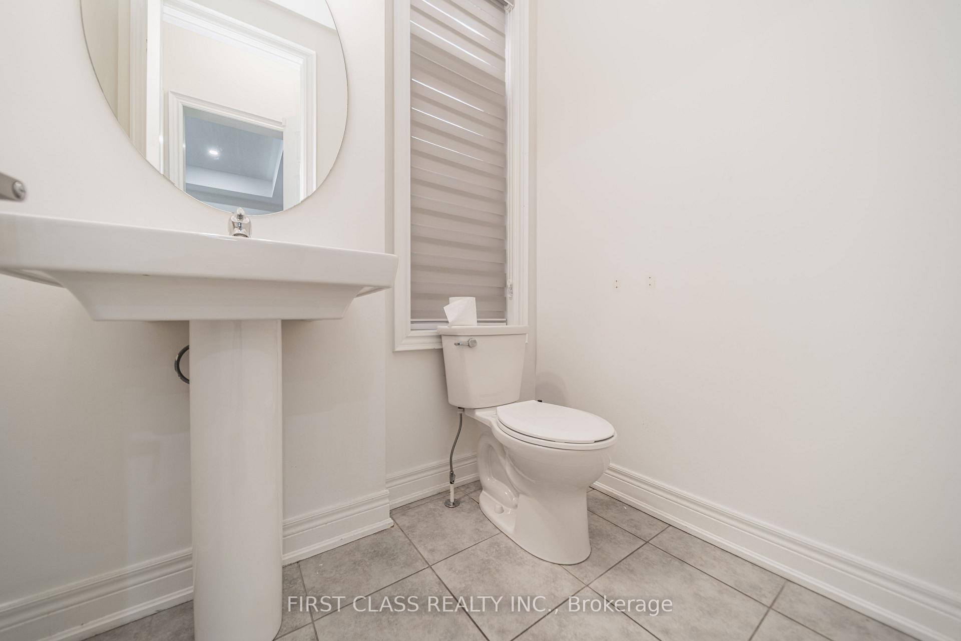 Photo 5 of 38 Beaverdams Drive, Whitby, Rural Whitby — HOMEH
