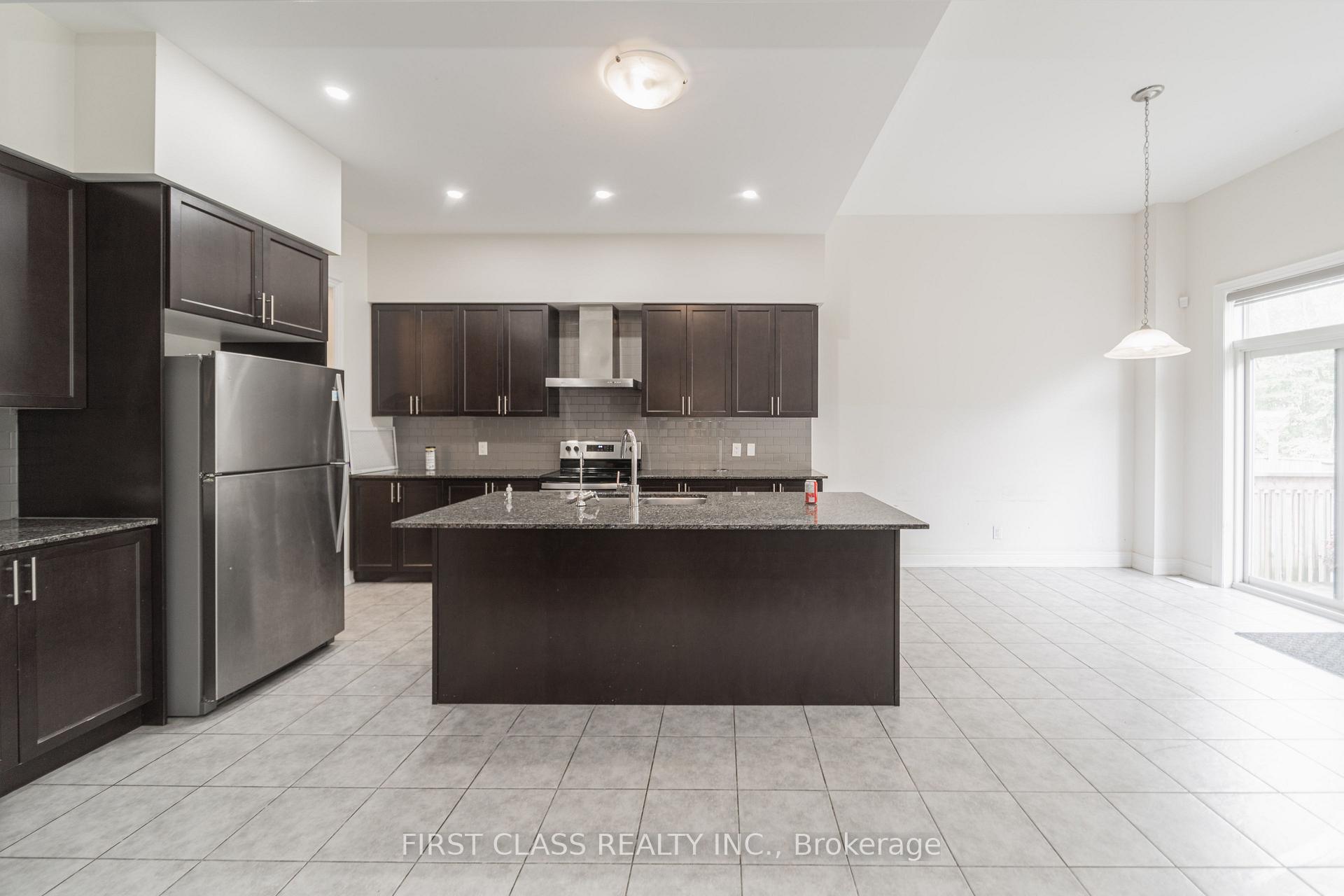 Photo 7 of 38 Beaverdams Drive, Whitby, Rural Whitby — HOMEH