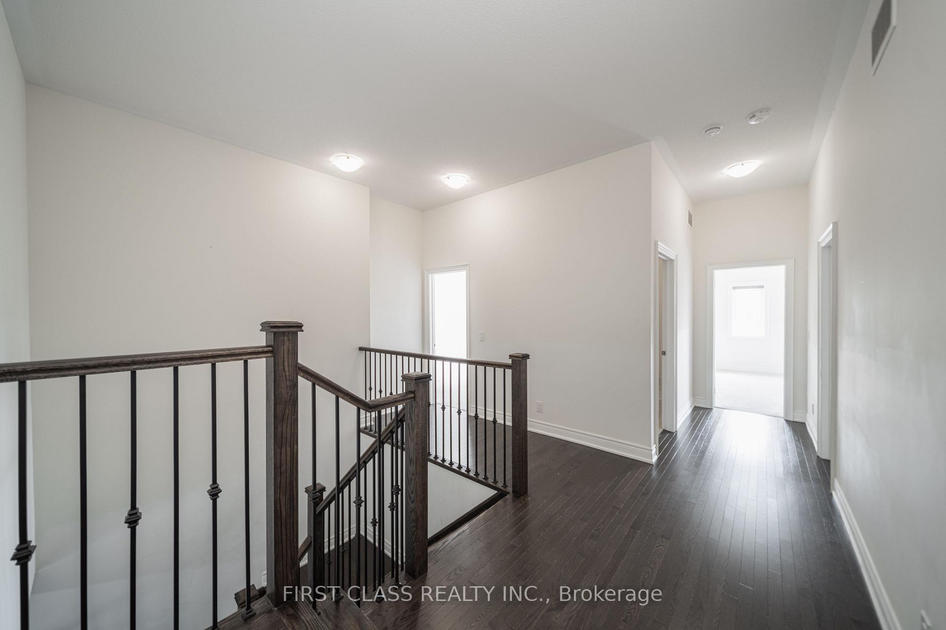 Photo 11 of 38 Beaverdams Drive, Whitby, Rural Whitby — HOMEH