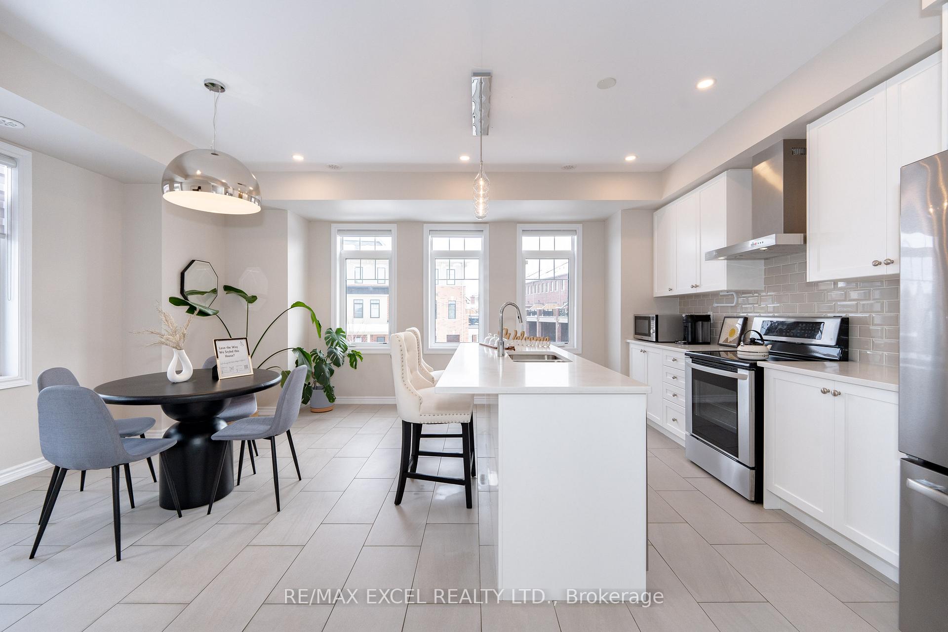 Photo 10 of 18 Fraleigh Avenue, Markham, Victoria Square — HOMEH