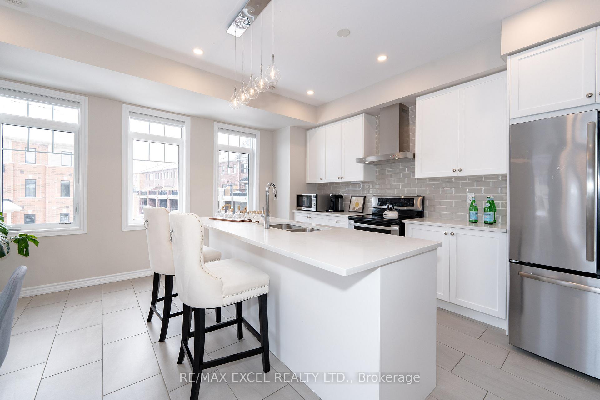Photo 11 of 18 Fraleigh Avenue, Markham, Victoria Square — HOMEH