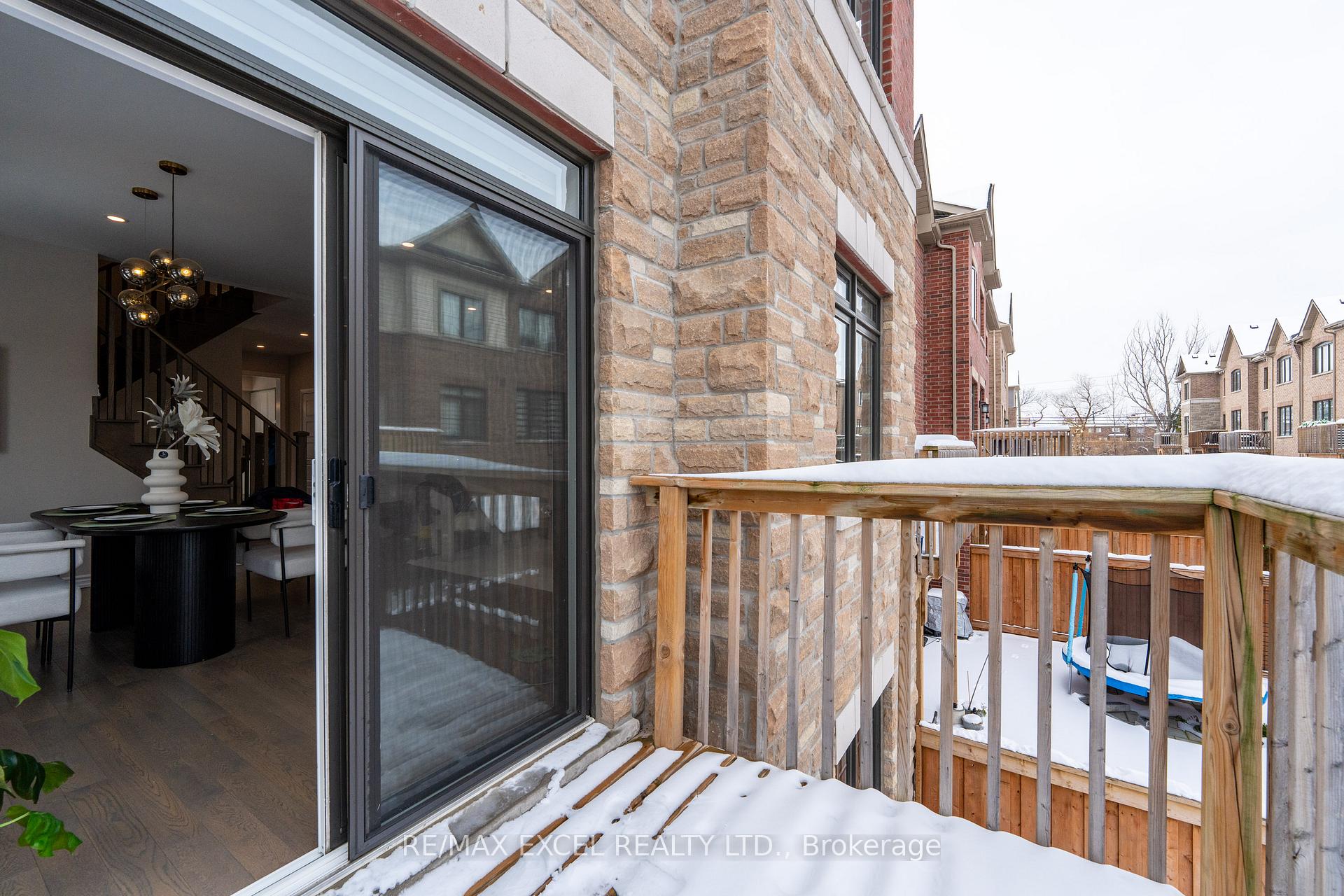 Photo 17 of 18 Fraleigh Avenue, Markham, Victoria Square — HOMEH