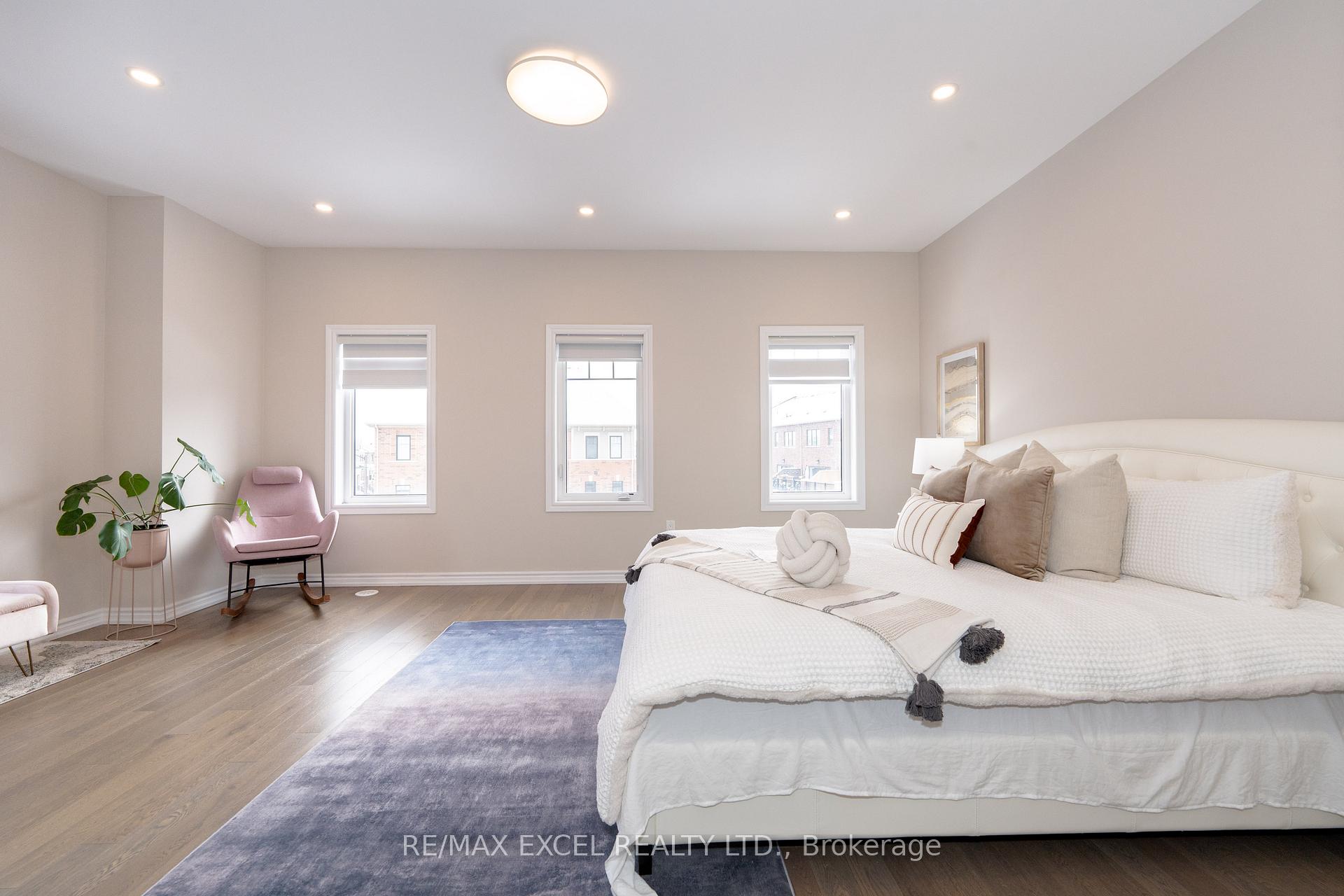 Photo 20 of 18 Fraleigh Avenue, Markham, Victoria Square — HOMEH