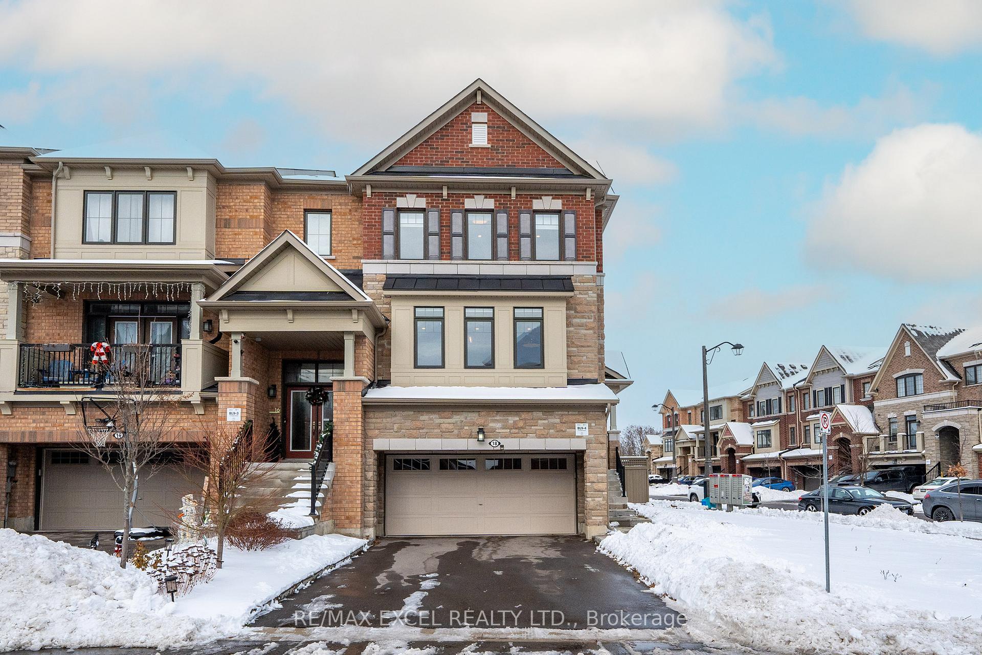 Photo 42 of 18 Fraleigh Avenue, Markham, Victoria Square — HOMEH
